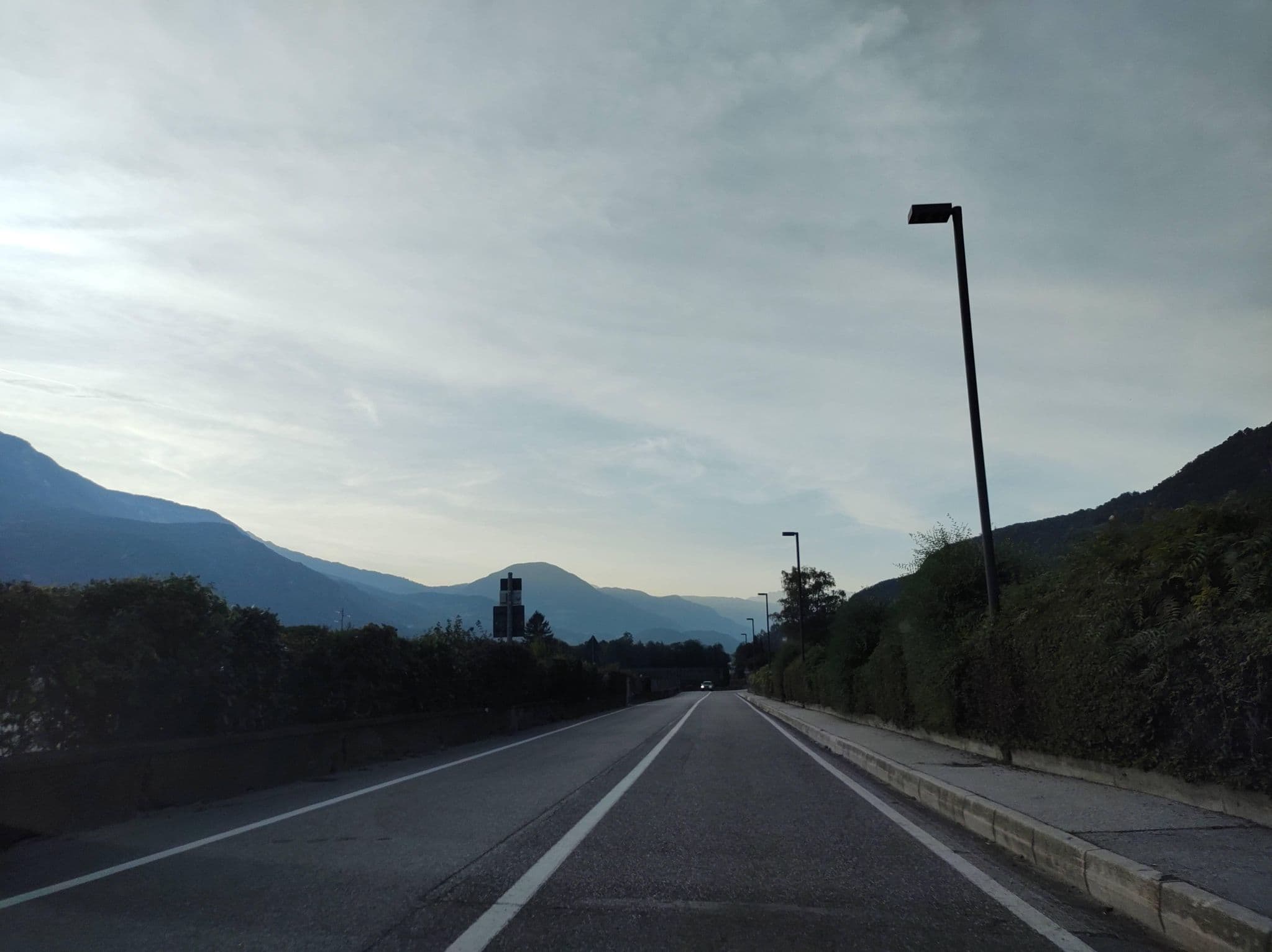 Street view near Hotel Café Greifenstein, Terlano — © thetornado76 (CC BY-SA · Mapillary)