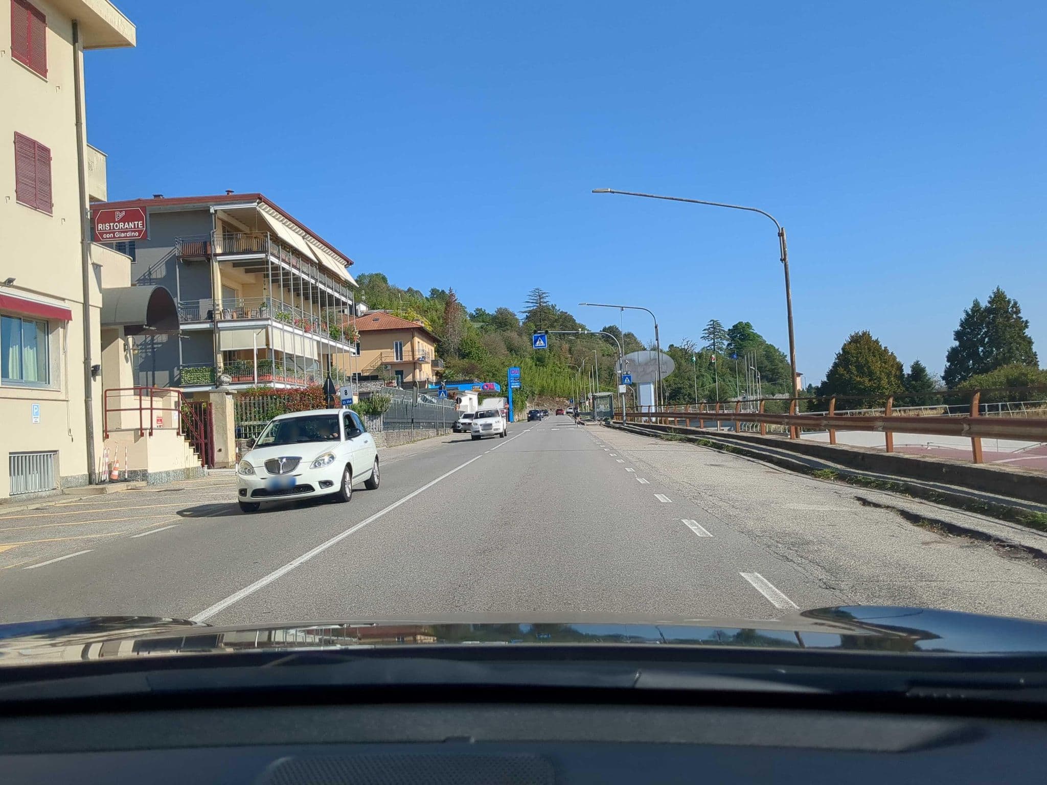 Street view near Belsit, Comerio — © musuruan (CC BY-SA · Mapillary)