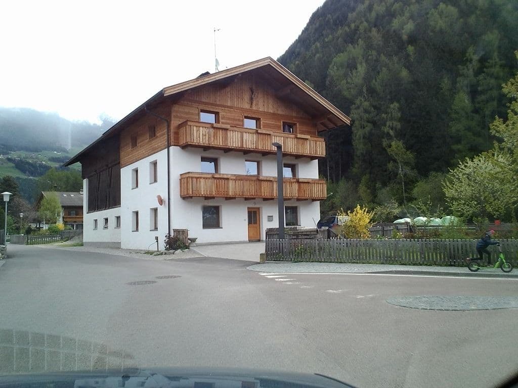 Street view near Mesnerhof, Campo Tures — © vrmap (CC BY-SA · Mapillary)