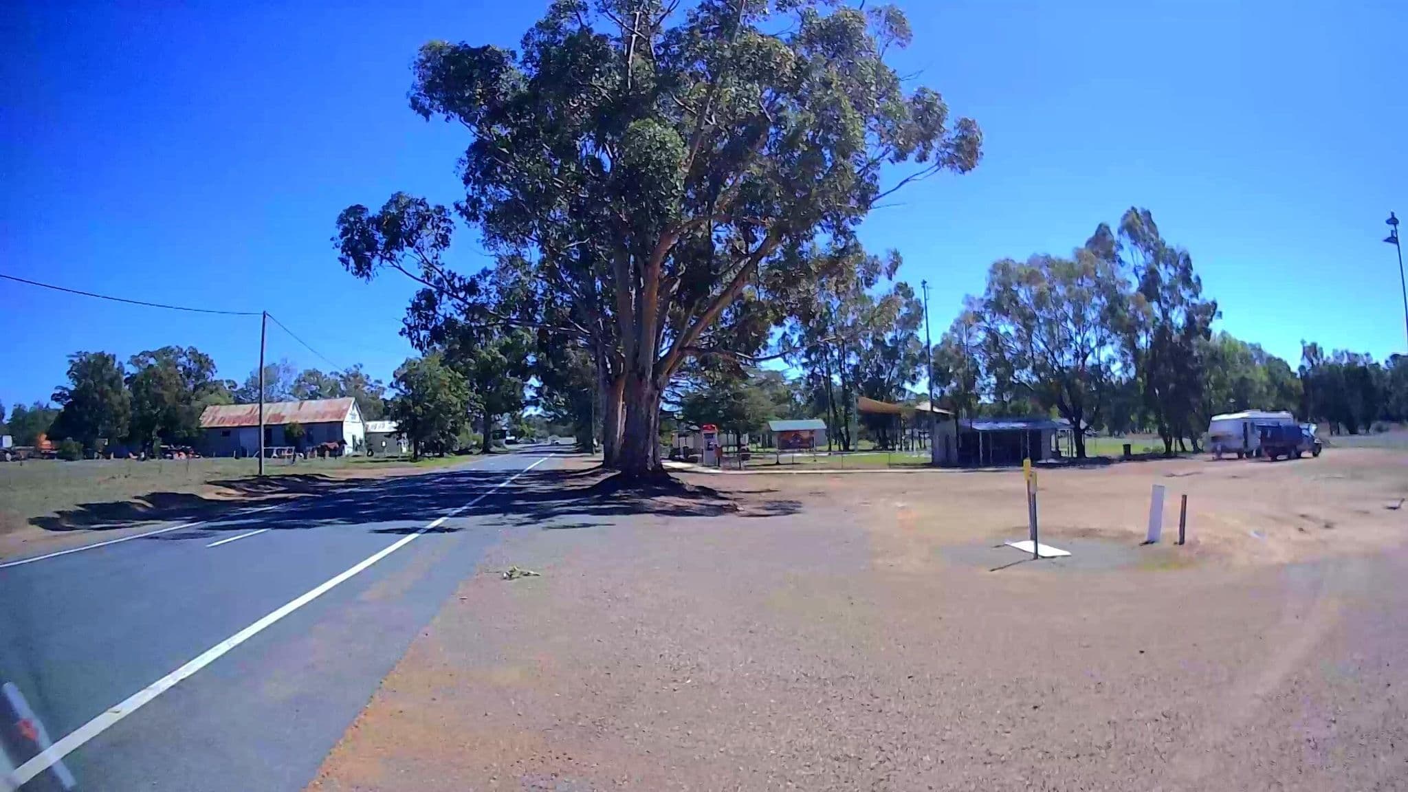 Street view near Bethungra Community Campground, Cootamundra — © bob3bob3 (CC BY-SA · Mapillary)