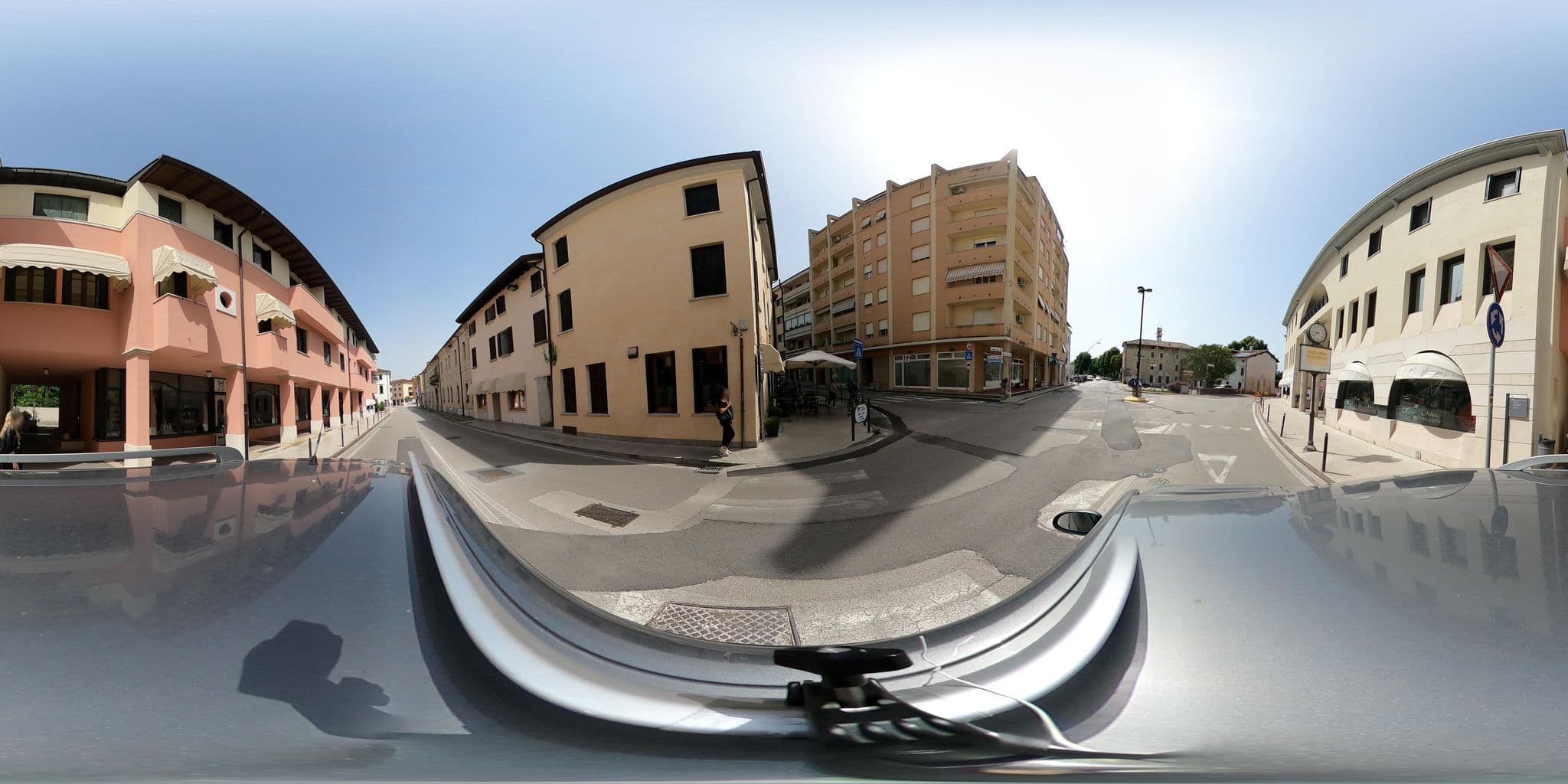 Street view near Hotel Italia, Sacile — © canfe (CC BY-SA · Mapillary)