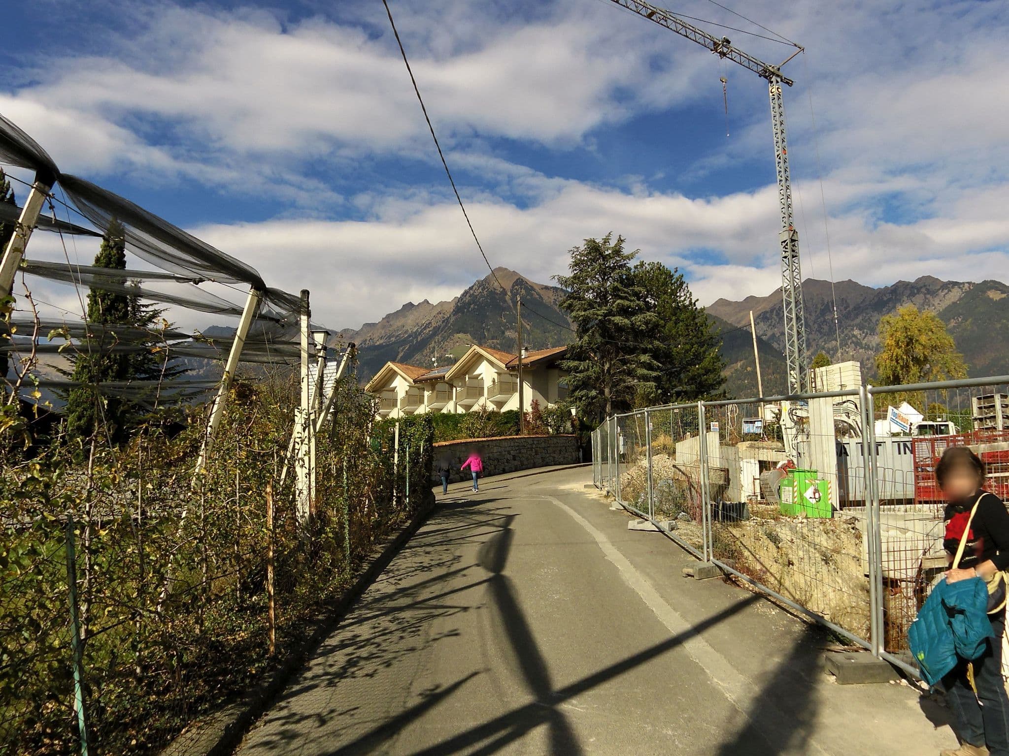 Street view near Vinea, Merano — © czmrtn (CC BY-SA · Mapillary)