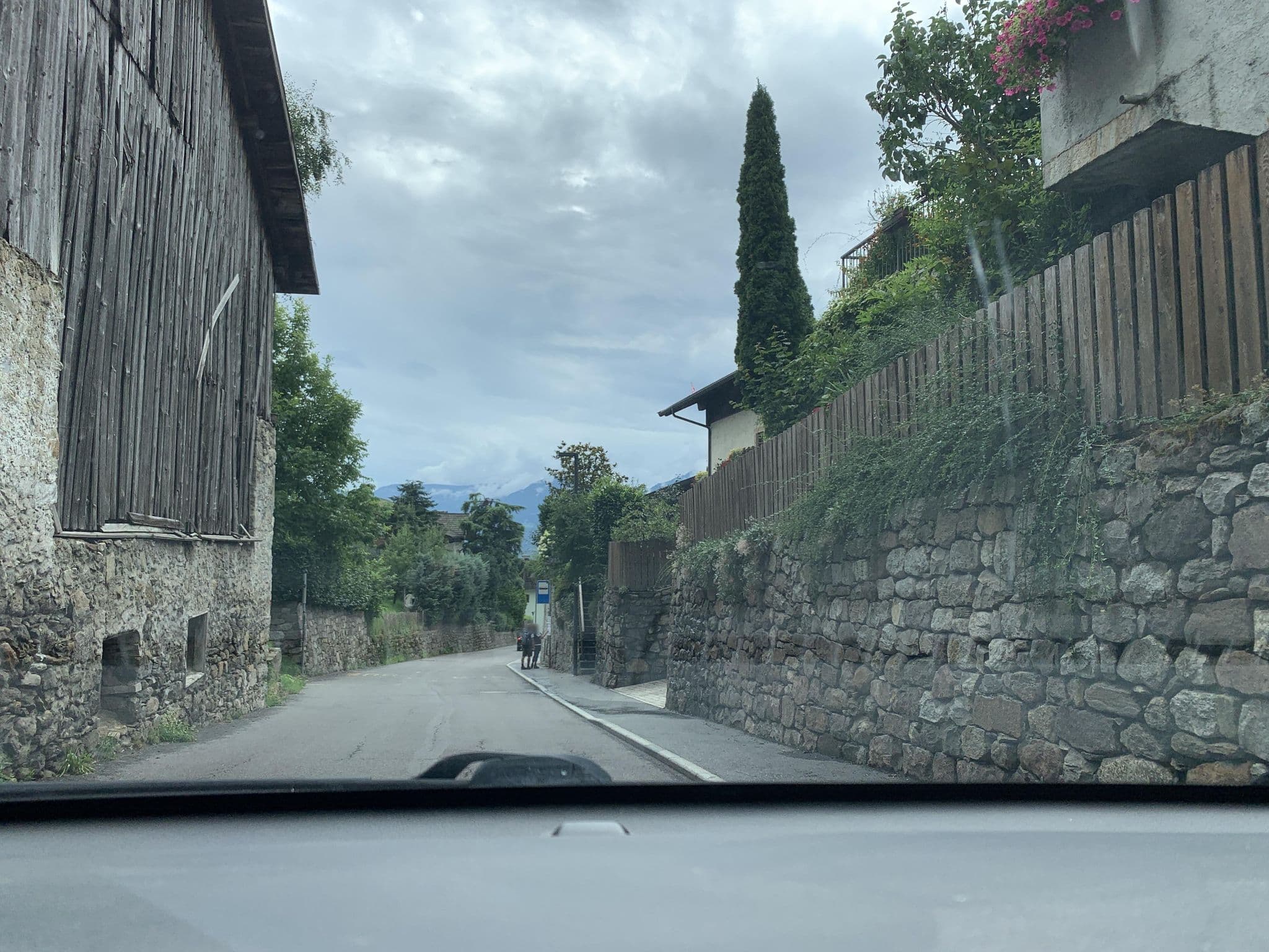 Street view near Mühlanger, Tirolo