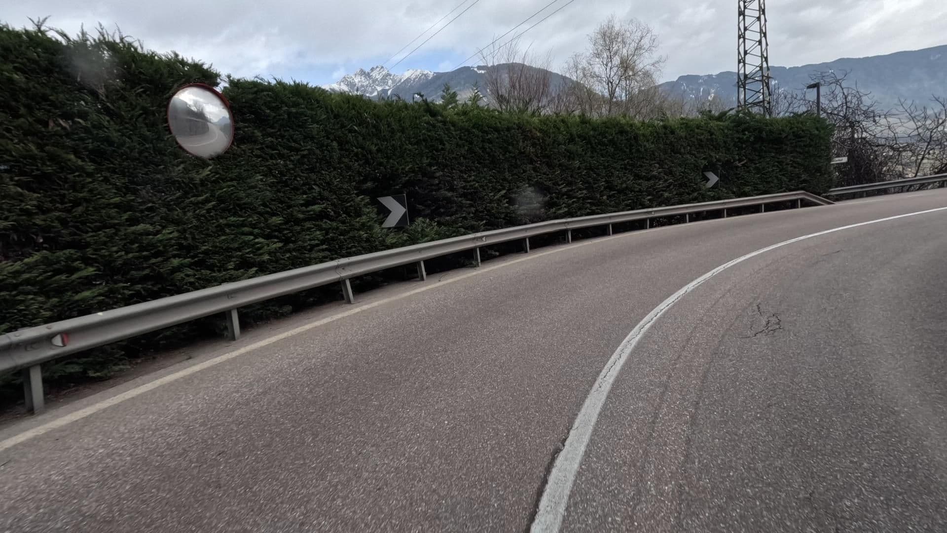 Street view near Tischlerhof, Scena - Schenna