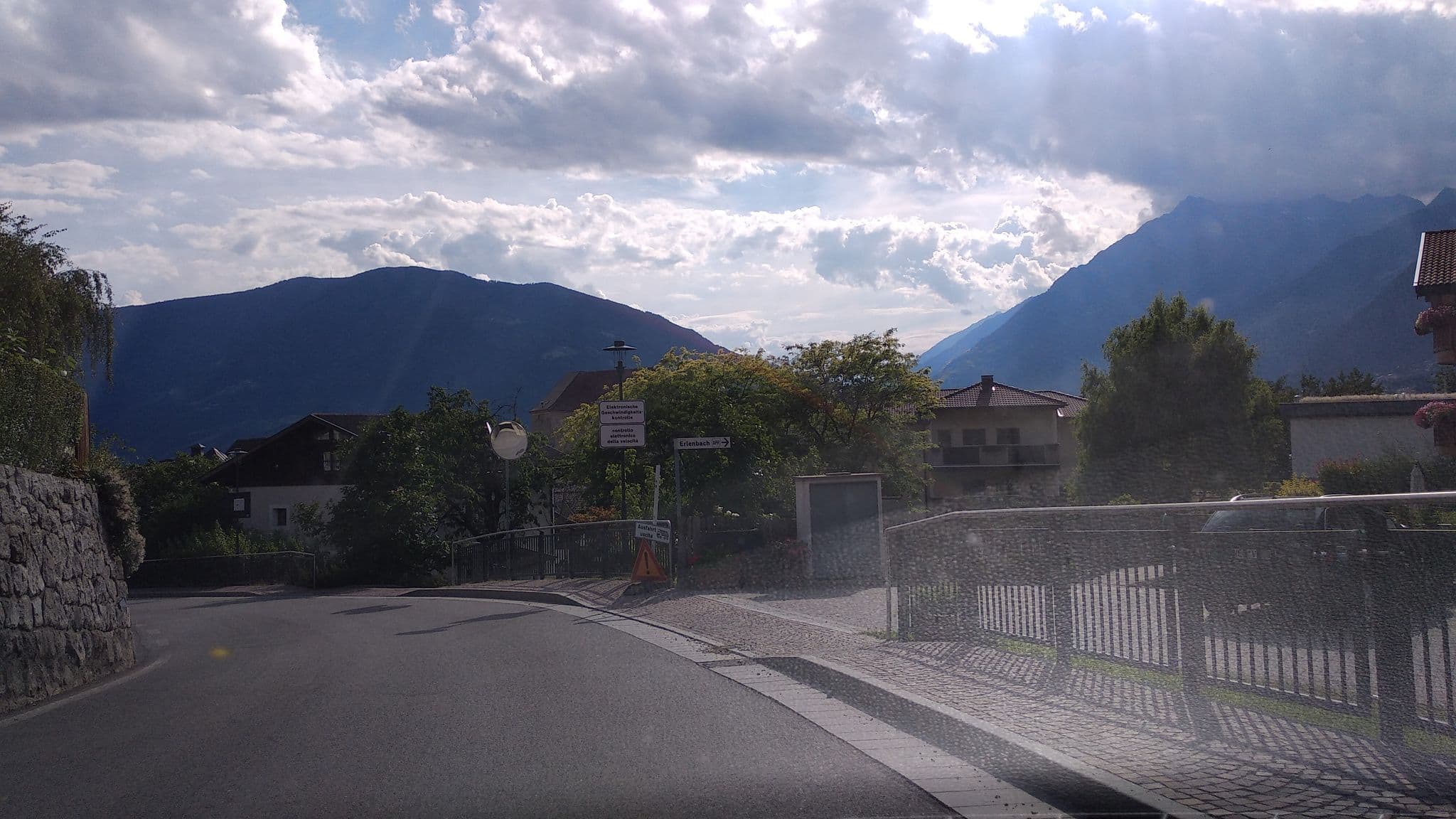 Street view near Erlenbach, Scena - Schenna