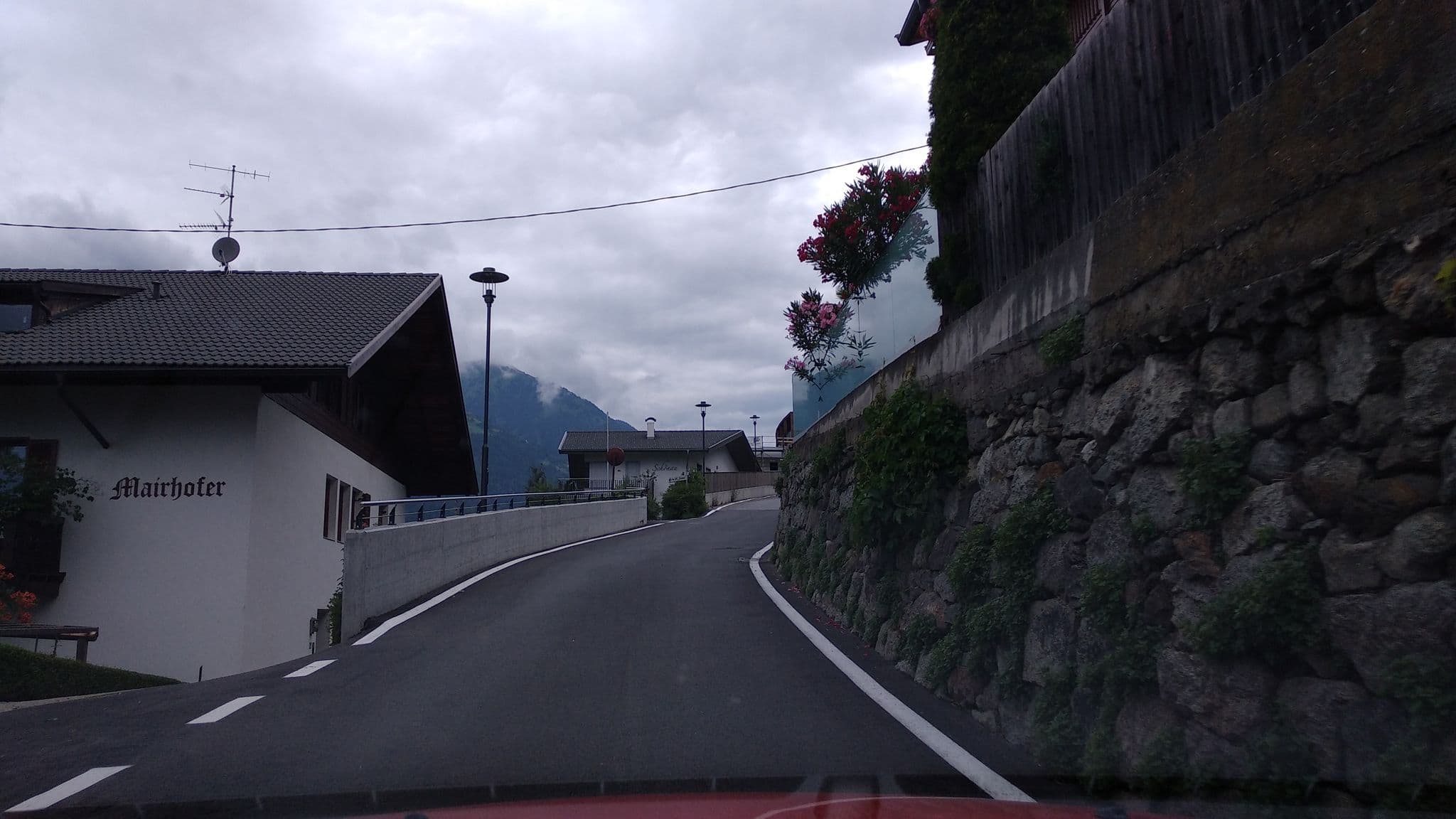 Street view near Nelkenstein, Scena