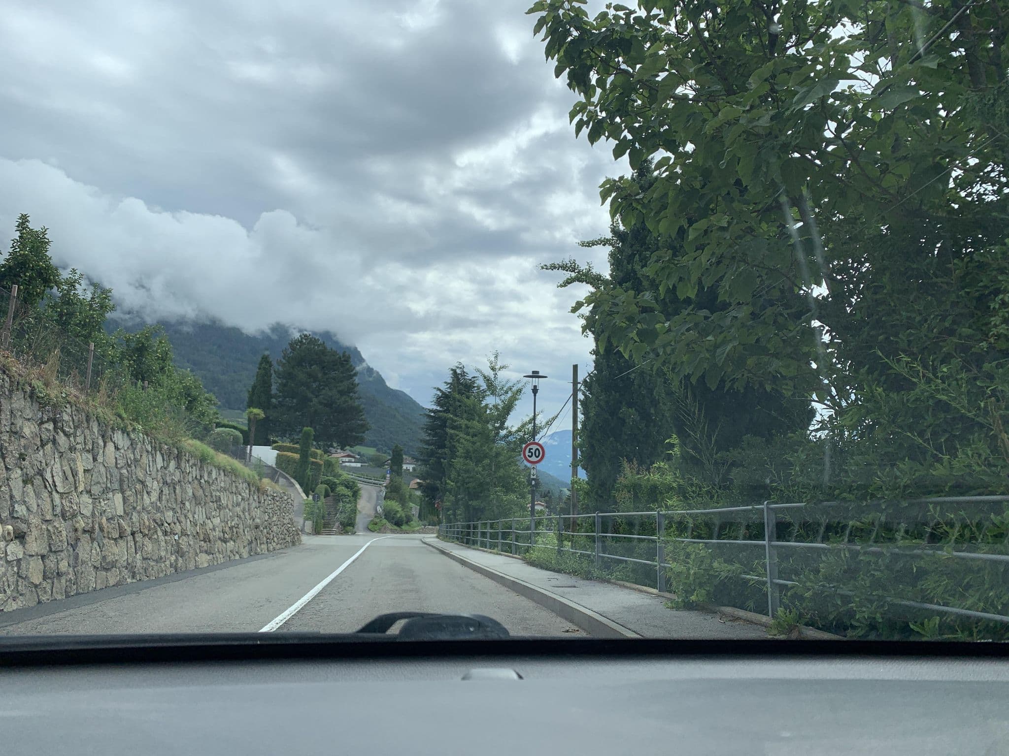 Street view near Hotel Lagrein, Scena