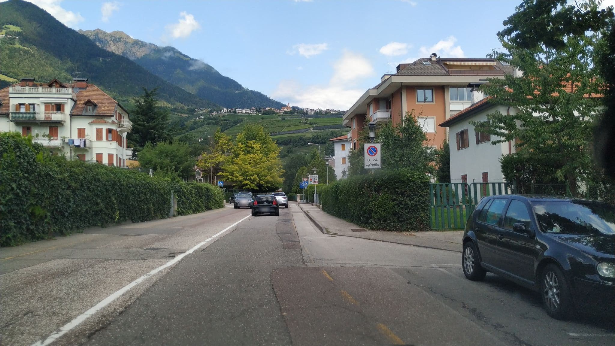 Street view near Gamperhof, Lagundo
