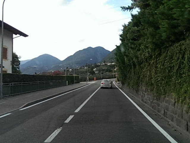 Street view near Rosemarie - Zimmer + FeWo, Marlengo — © bufonto (CC BY-SA · Mapillary)