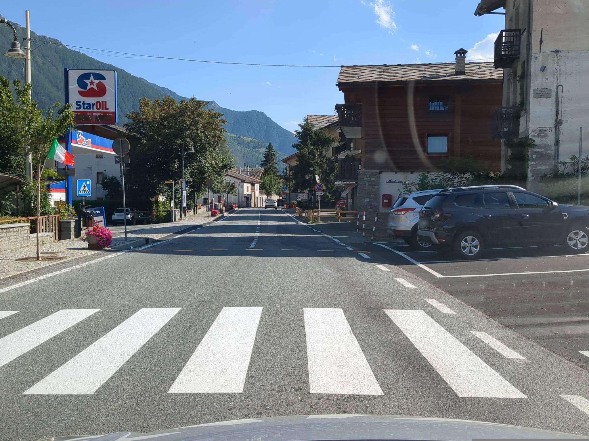 Street view near Maison Gaudenzio, Montjovet — © musuruan (CC BY-SA · Mapillary)