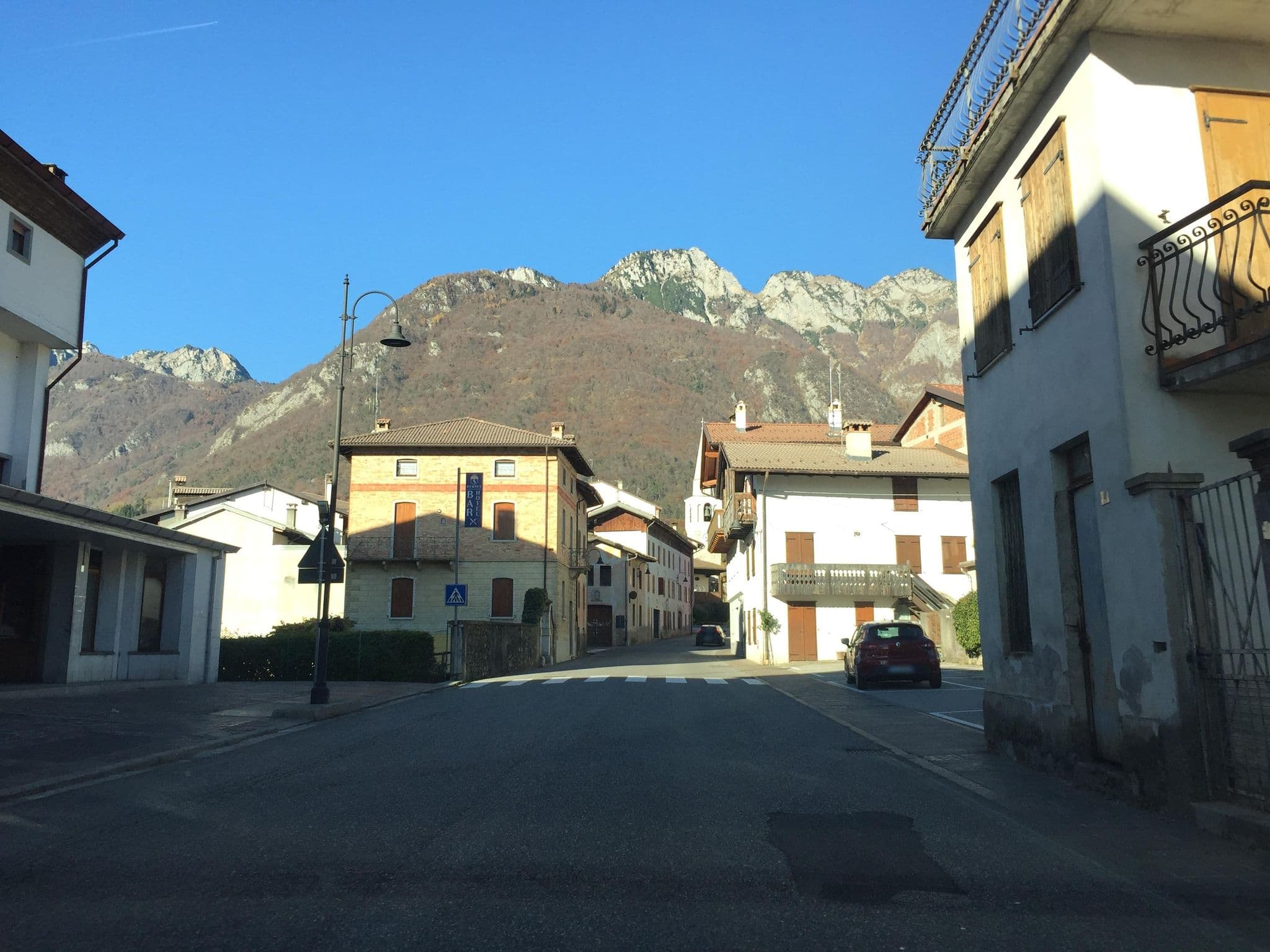 Street view near Hotel Colmajer, Enemonzo-Quinis — © igorzo (CC BY-SA · Mapillary)