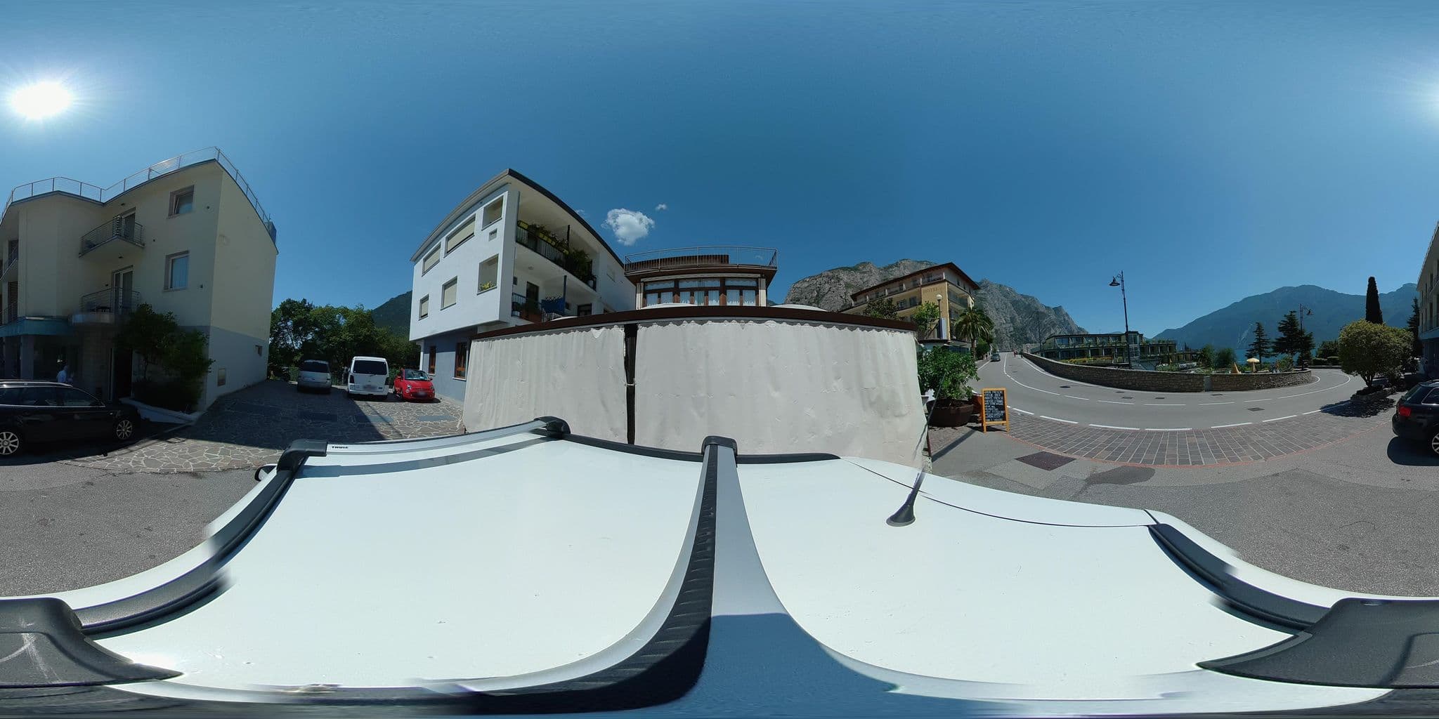 Street view near Hotel Villa Romantica, Limone sul Garda — © chrisbeddow (CC BY-SA · Mapillary)