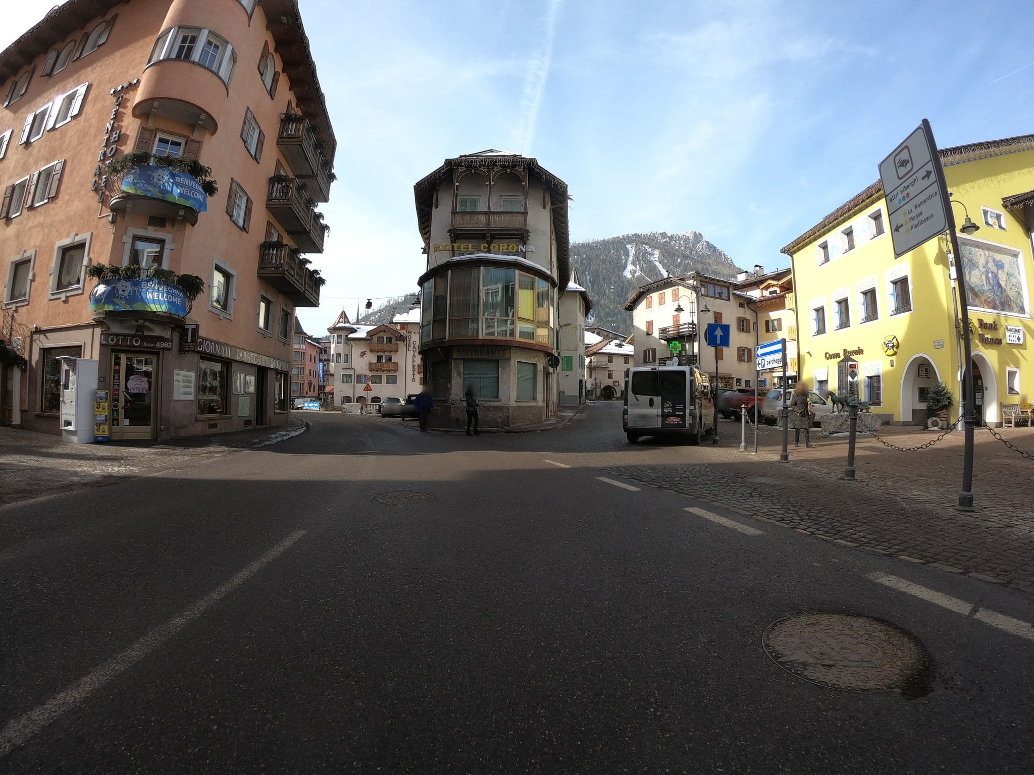 Street view near Central Hotel, Moena — © chrisbeddow (CC BY-SA · Mapillary)