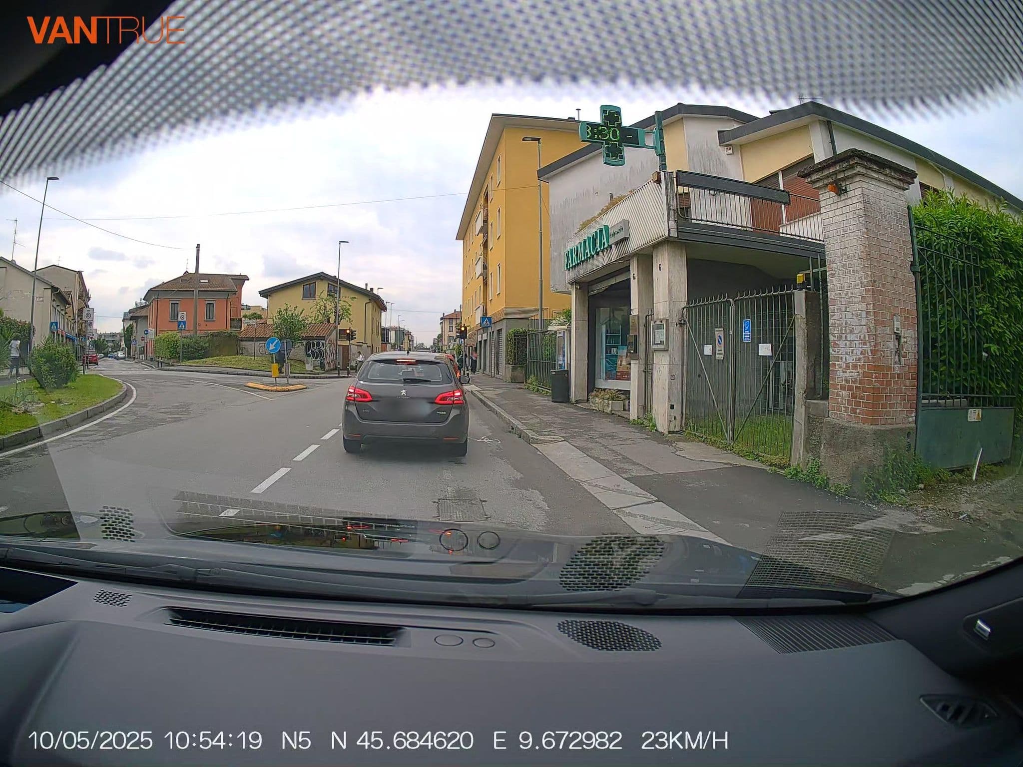 Street view near Il Giardino B&B, Bergamo