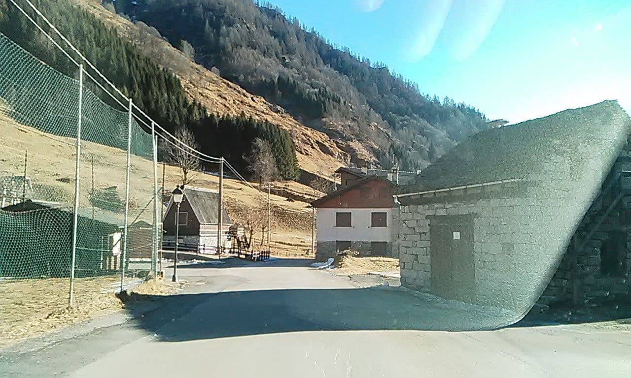 Street view near Rifugio Alpenrose, Varallo — © mikki65 (CC BY-SA · Mapillary)