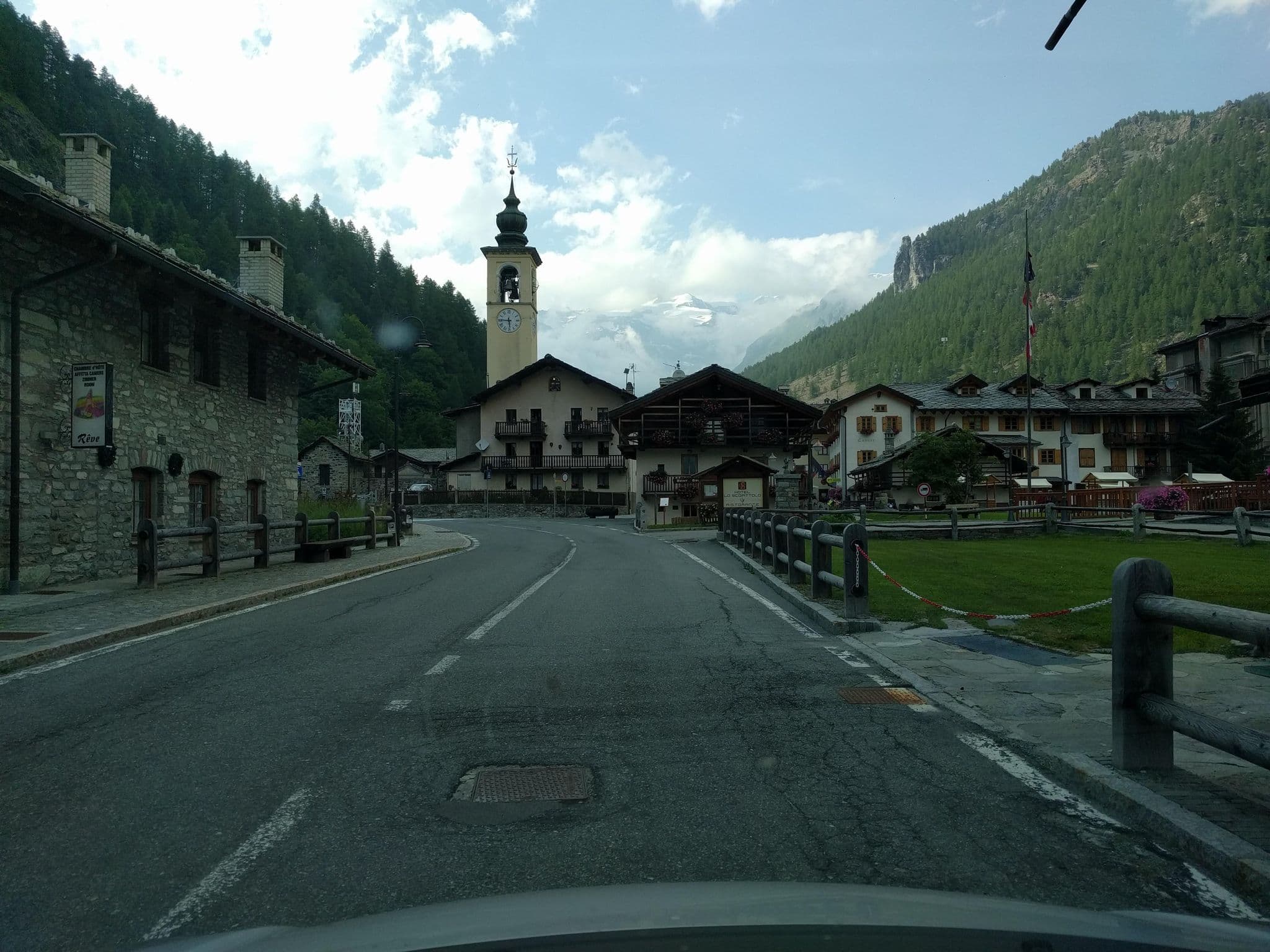 Street view near B&B Le Rêve, Ayas