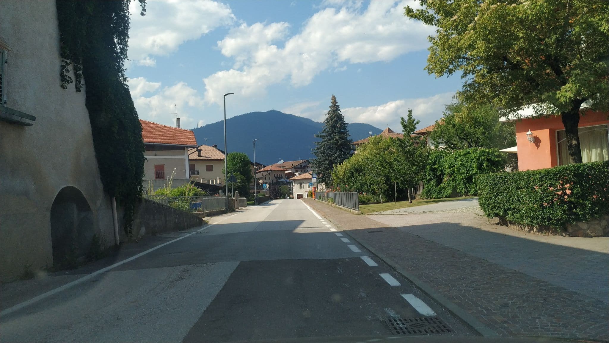 Street view near Hotel Casez, Revò — © mikki65 (CC BY-SA · Mapillary)