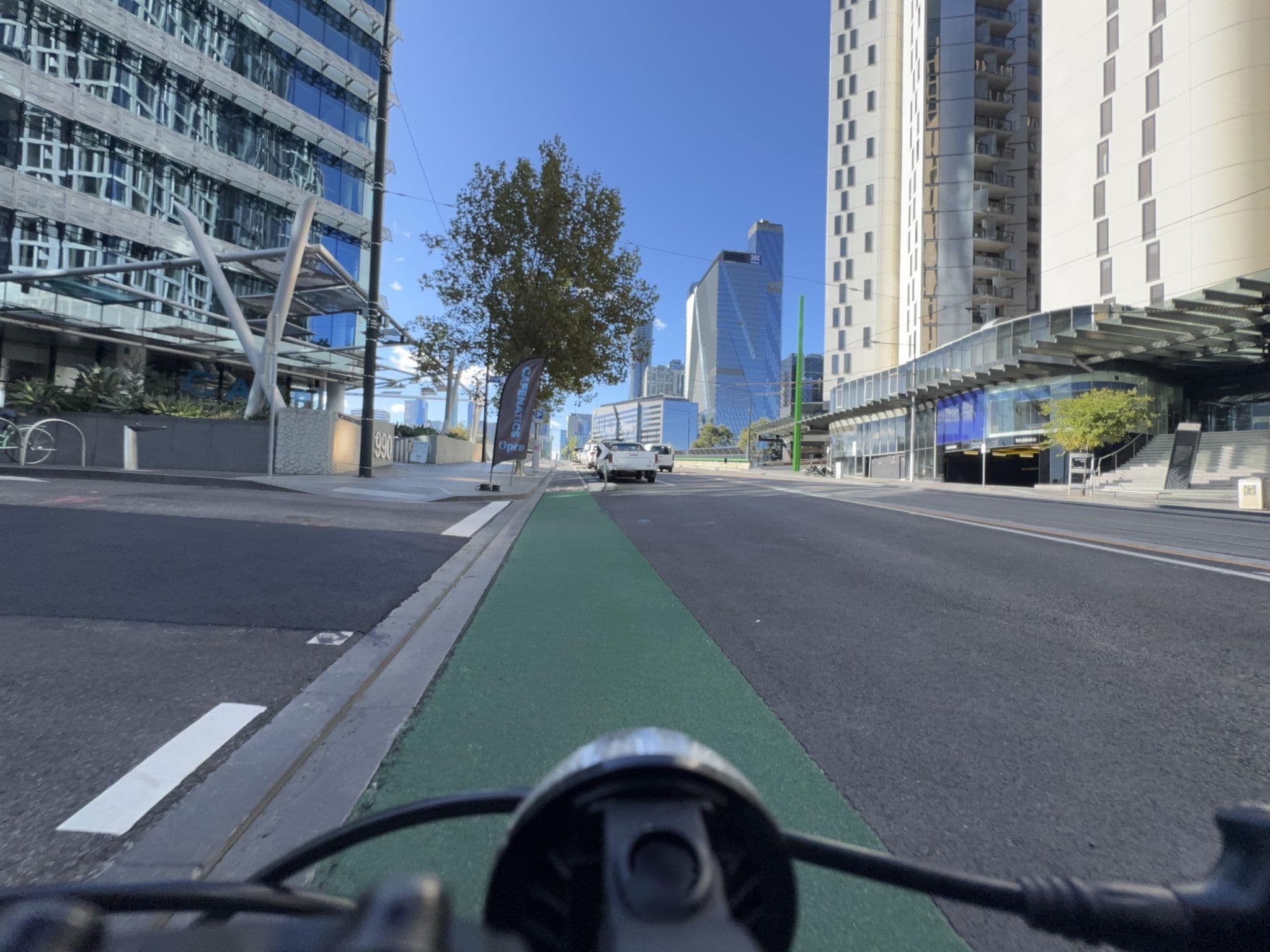 Street view near Peppers Docklands, Docklands — © amallama (CC BY-SA · Mapillary)