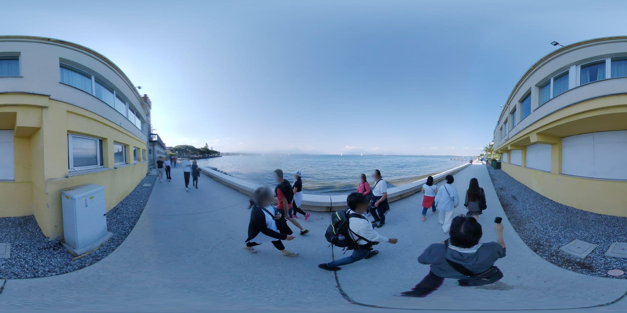 Street view near Estée, Desenzano del Garda — © mapconcierge (CC BY-SA · Mapillary)