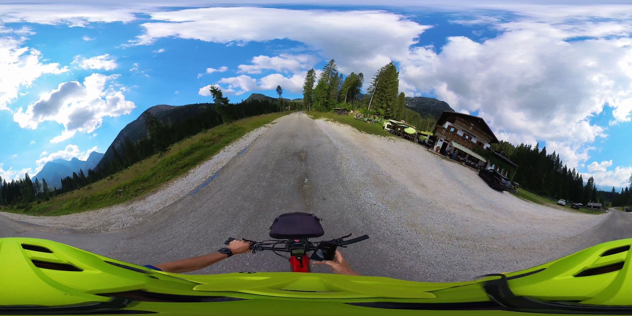 Street view near Miravalle, Sappada — © borgofum (CC BY-SA · Mapillary)