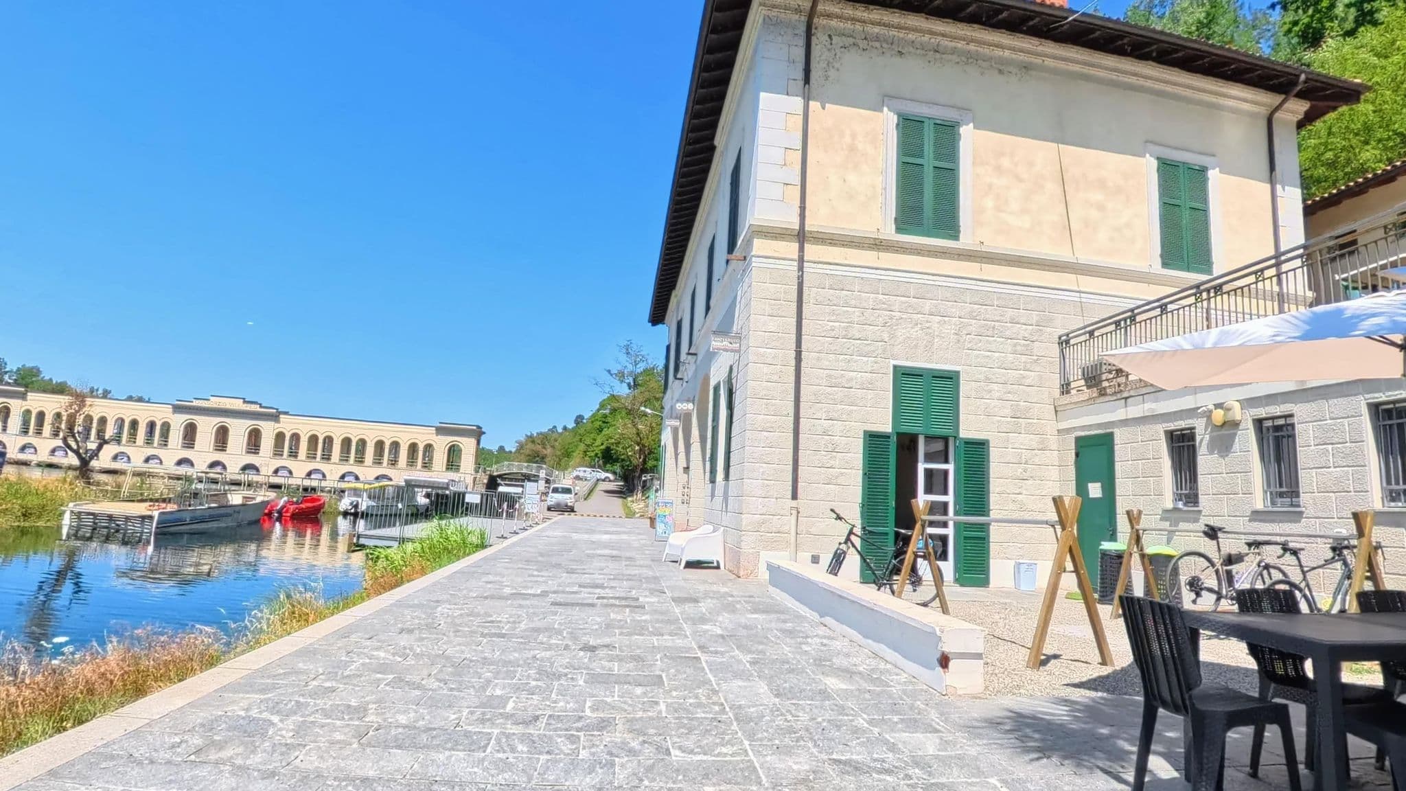 Street view near Ostello del Panperduto, Somma Lombardo — © Ghelfi360 (CC BY-SA · Mapillary)