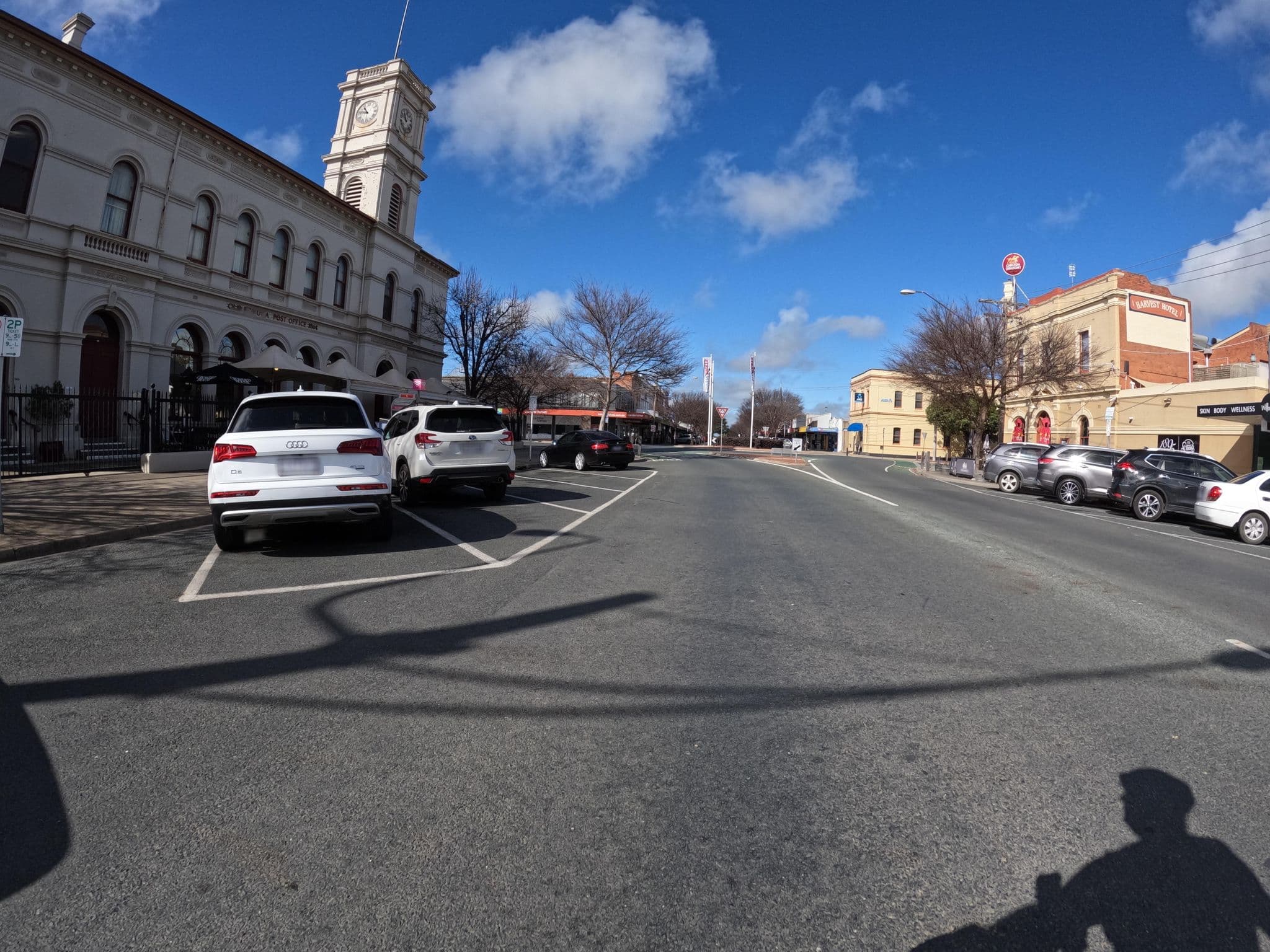 Street view near Clocktower Suites, Echuca — © skillsy (CC BY-SA · Mapillary)