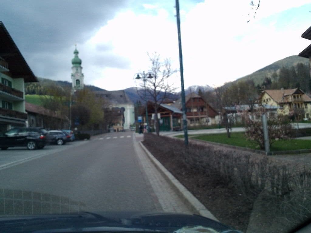 Street view near Hotel Simpaty, Dobbiaco — © vrmap (CC BY-SA · Mapillary)