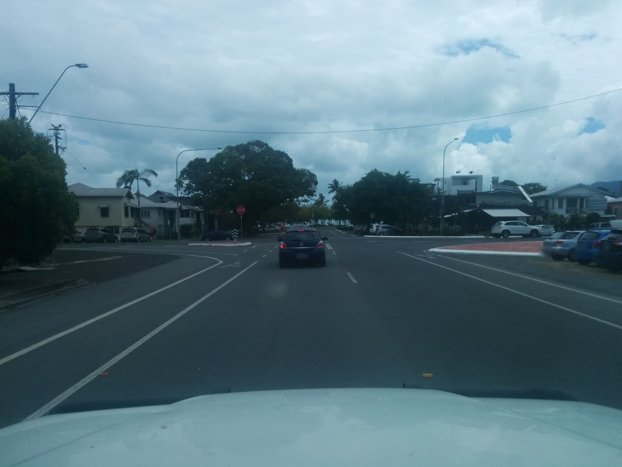 Street view near Ocean Breeze Holiday Apartments, Cairns North — © orbac (CC BY-SA · Mapillary)