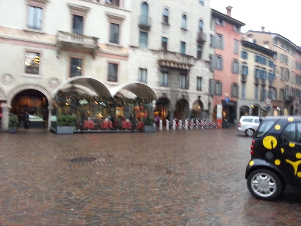 Street view near B&B Sant'alessandro, Bergamo