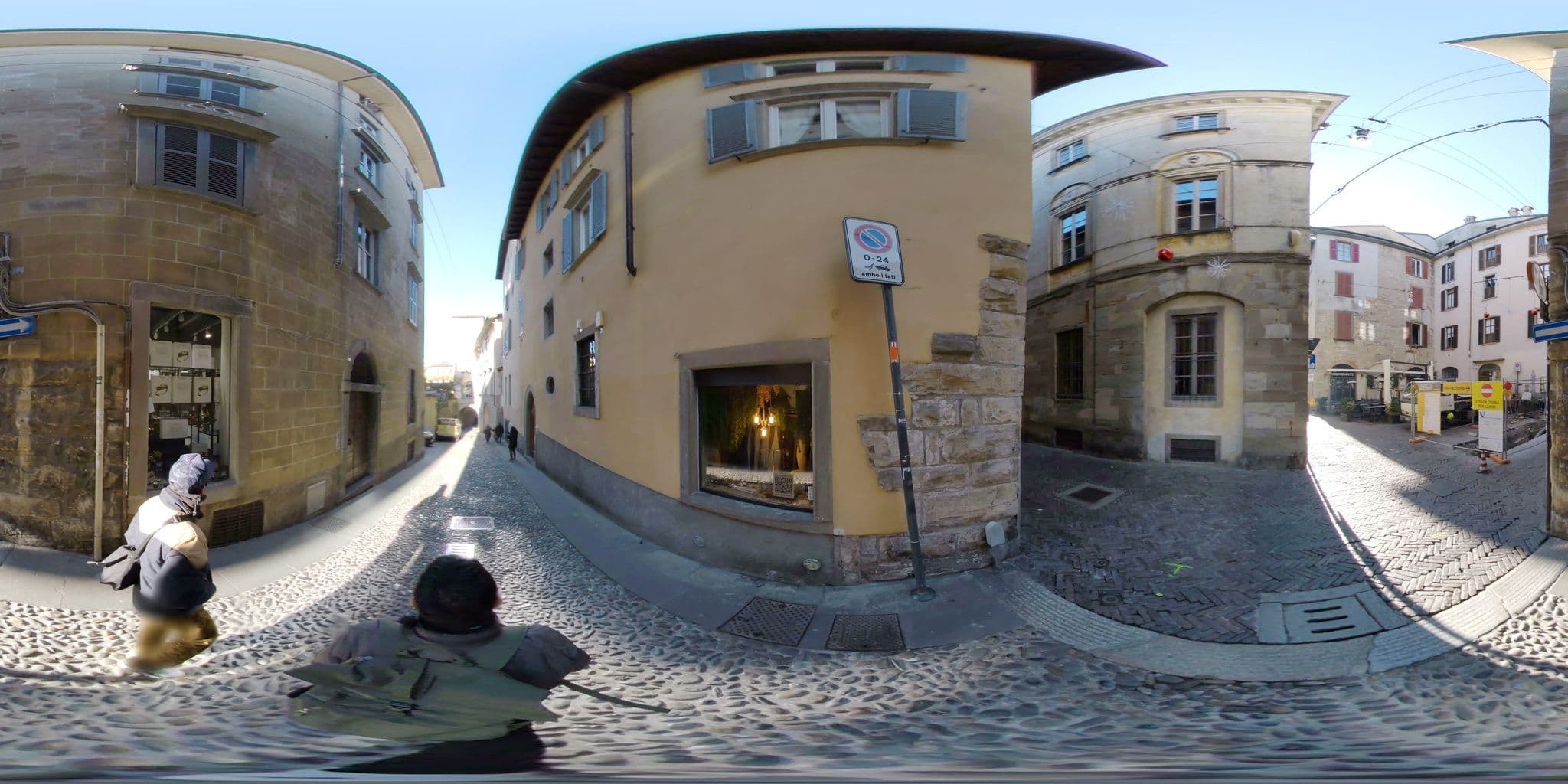 Street view near Albergo Dimora Storica, Bergamo