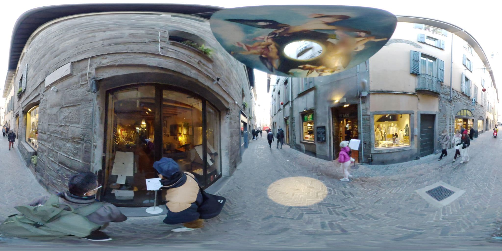 Street view near B&B Botton d'oro, Bergamo