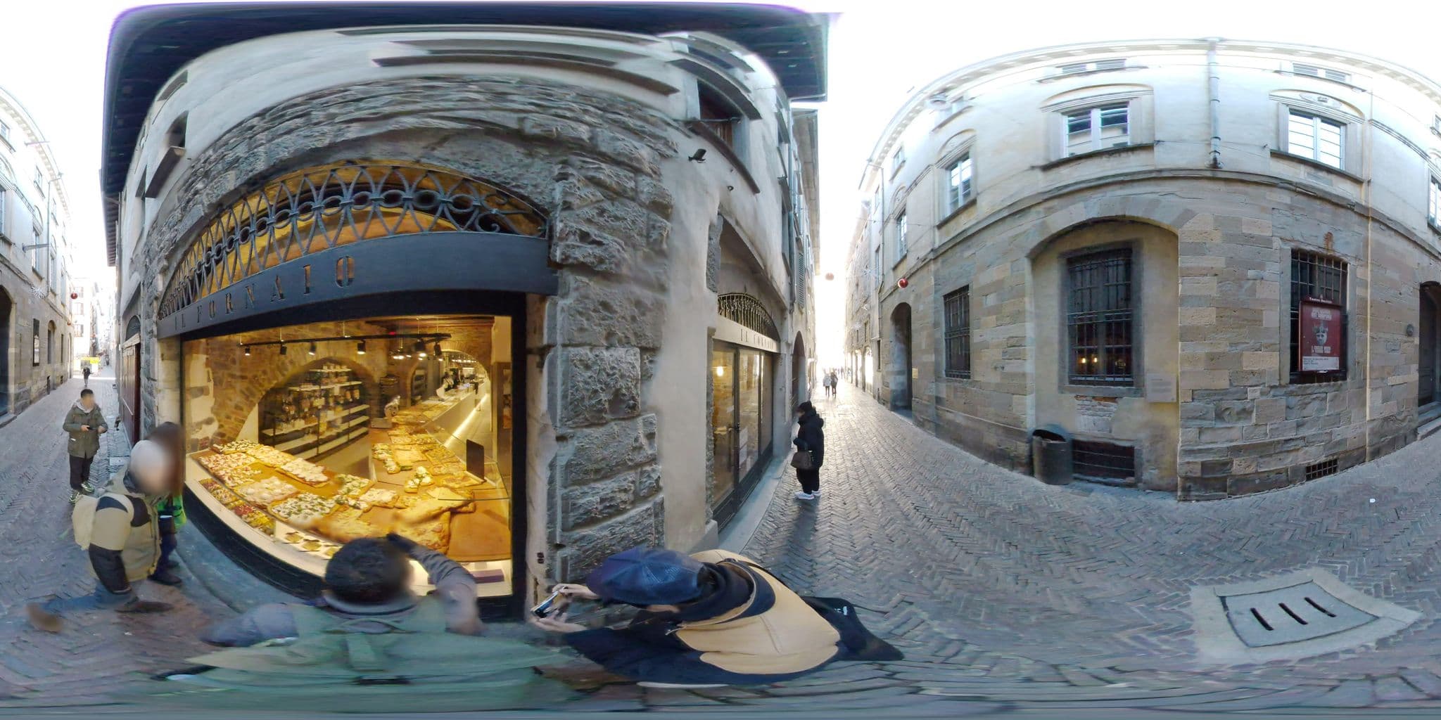 Street view near Il Sole, Bergamo