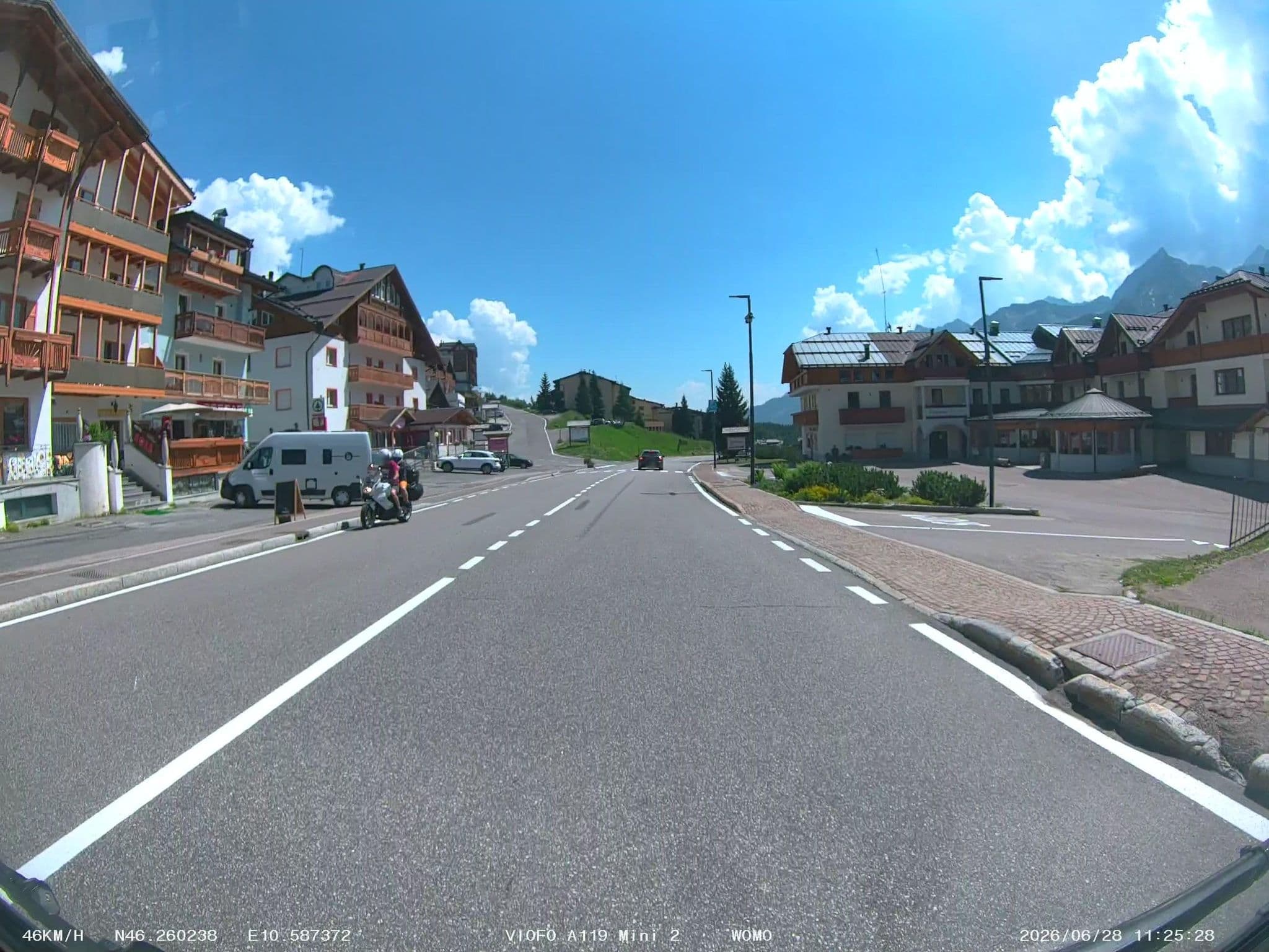 Street view near Sole, Ponte di Legno — © soulcover (CC BY-SA · Mapillary)