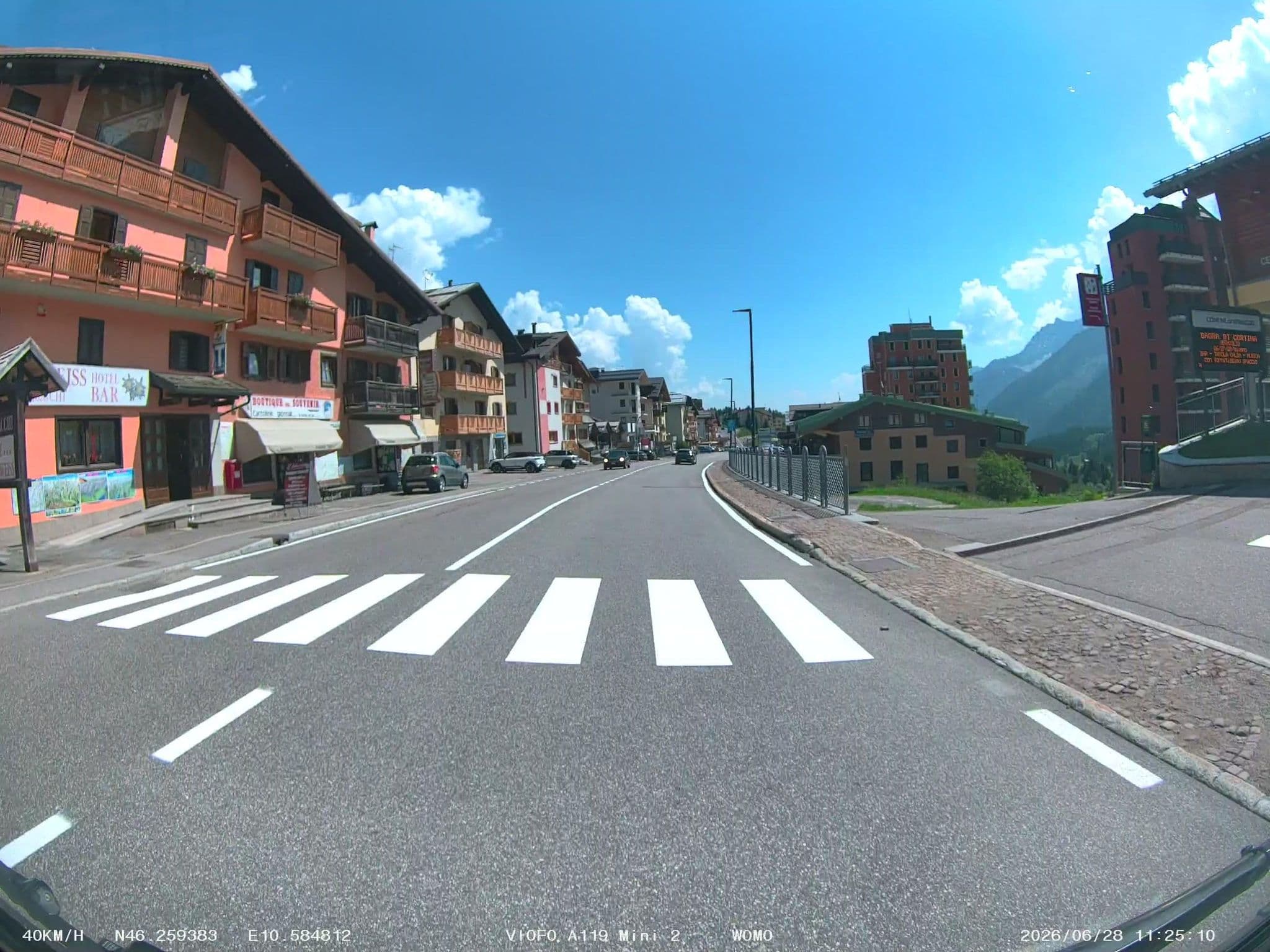 Street view near Edelweiss, Ponte di Legno — © soulcover (CC BY-SA · Mapillary)