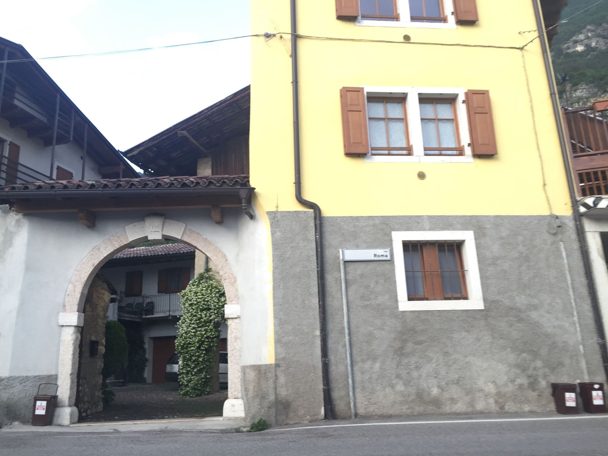 Street view near B&B Blue Mind, Besenello — © marcodena (CC BY-SA · Mapillary)