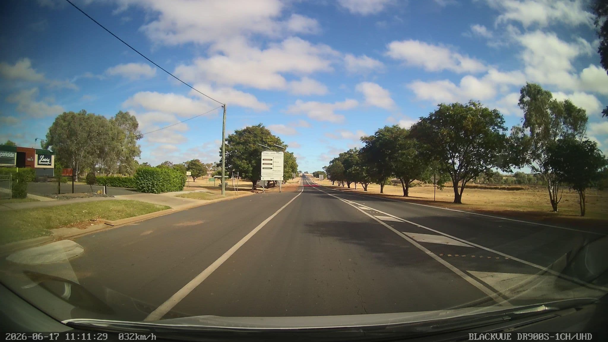 Street view near Parkside Luxury Shearers Quarters, Barcaldine — © bob3bob3 (CC BY-SA · Mapillary)