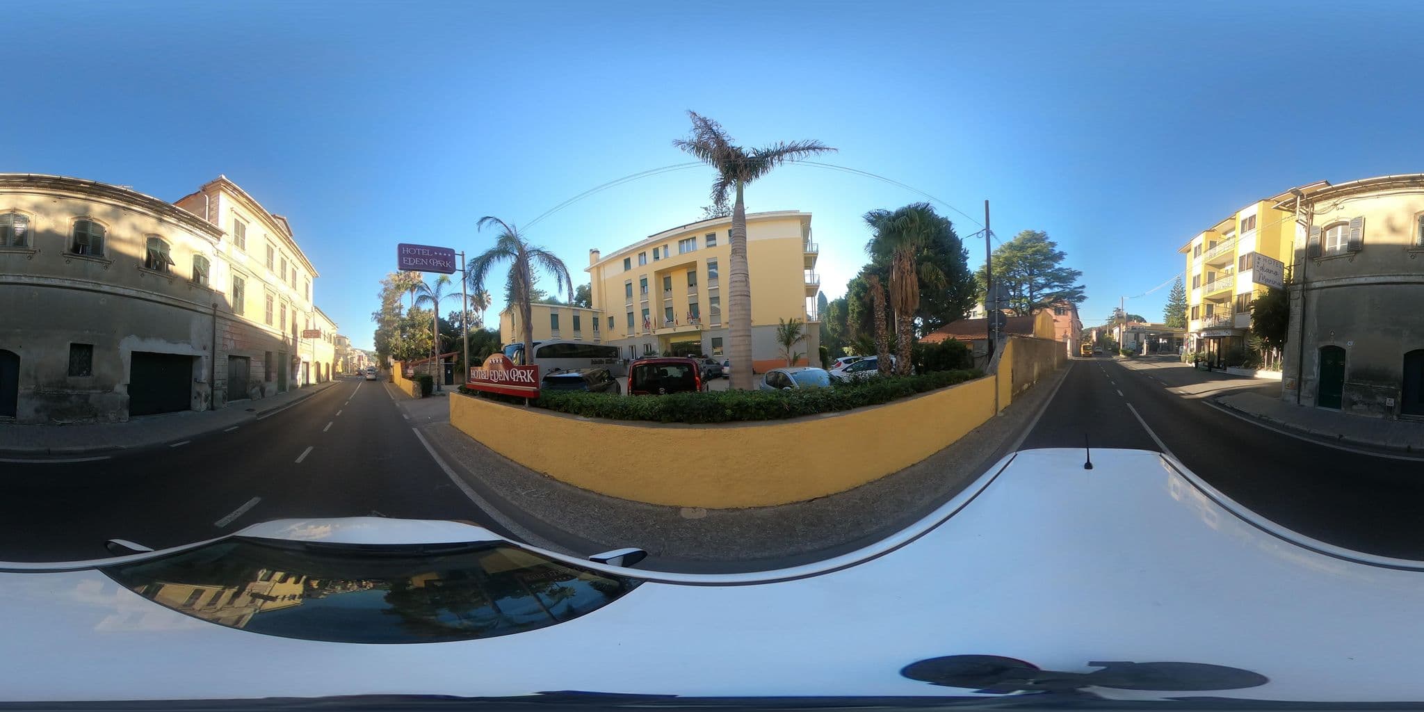 Street view near Hotel Eden Park, Diano Marina — © LucianoC63 (CC BY-SA · Mapillary)