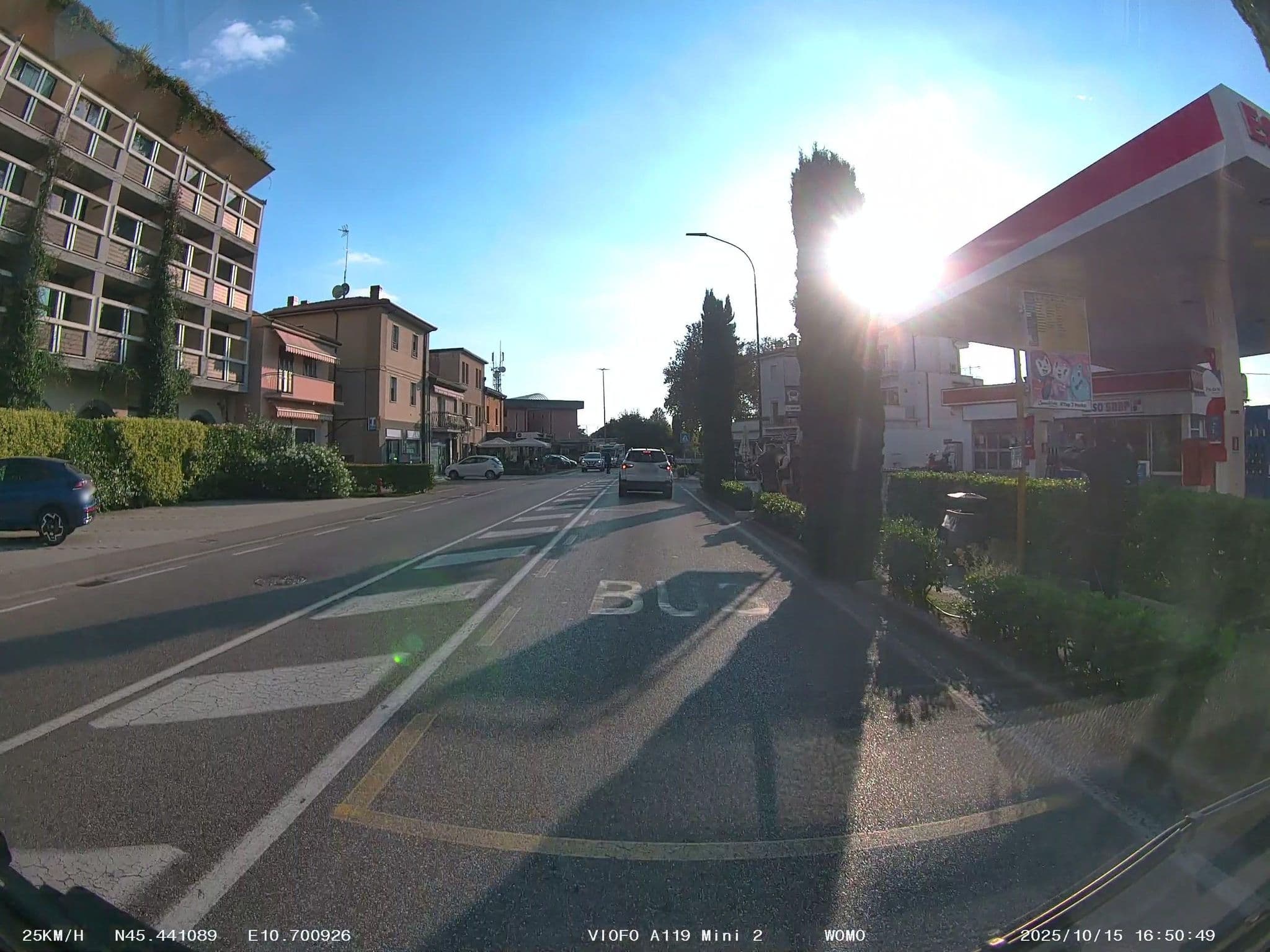 Street view near Enjoy Hotel, Peschiera del Garda — © soulcover (CC BY-SA · Mapillary)