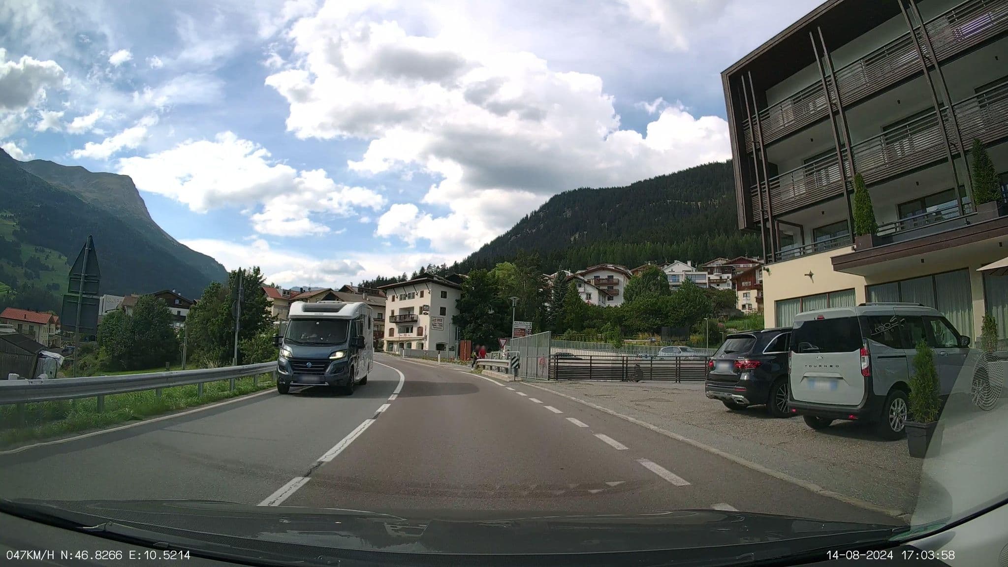 Street view near Eden, Malles Venosta