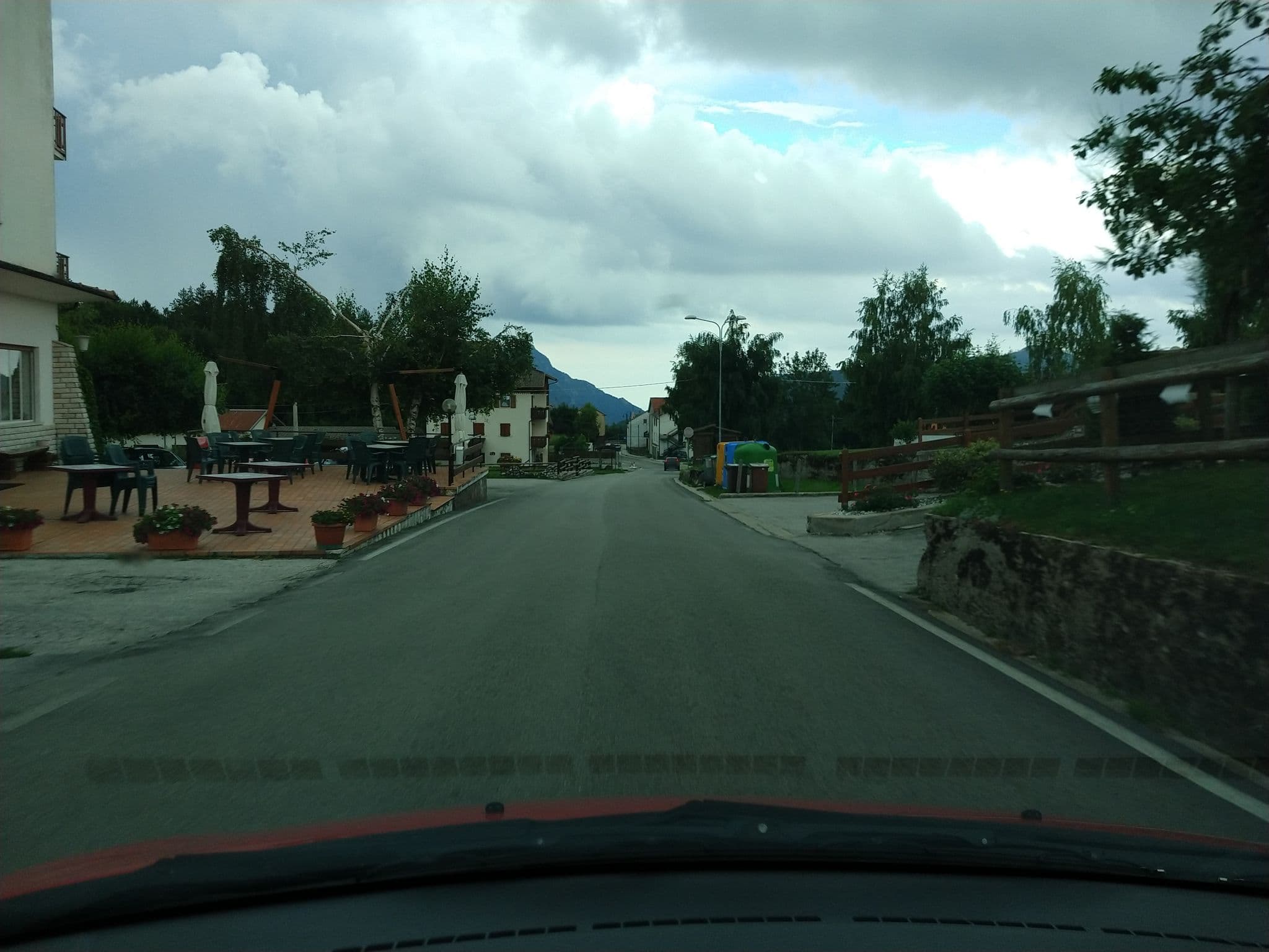 Street view near Albergo Vicenza, Arsiero — © alibaba99 (CC BY-SA · Mapillary)