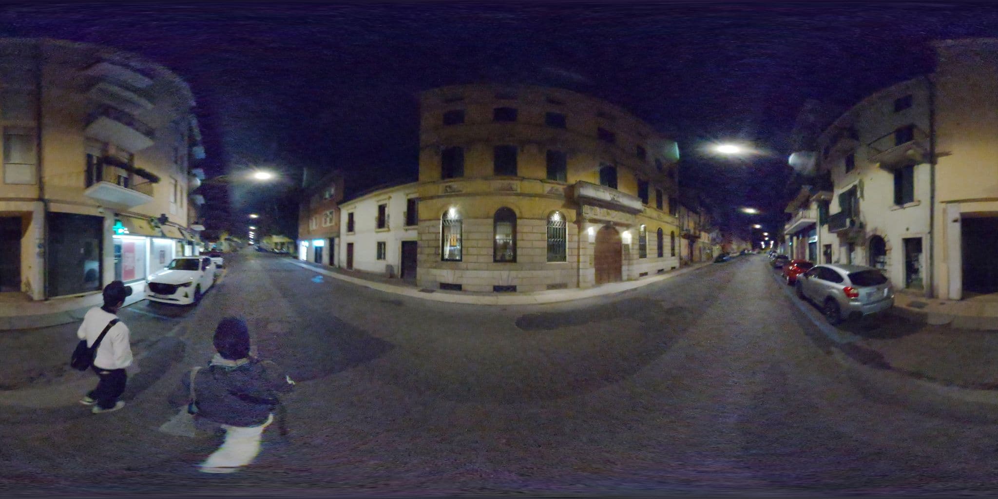 Street view near Scalzi, Verona