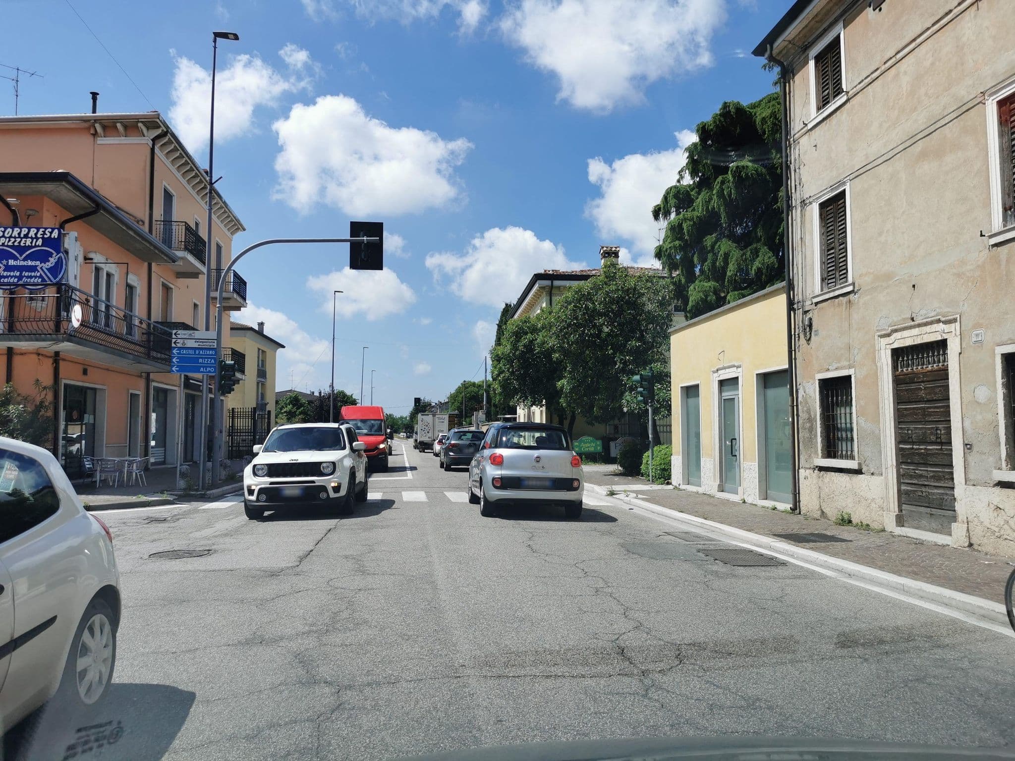 Street view near Antichi Cortili, Dossobuono — © canfe (CC BY-SA · Mapillary)