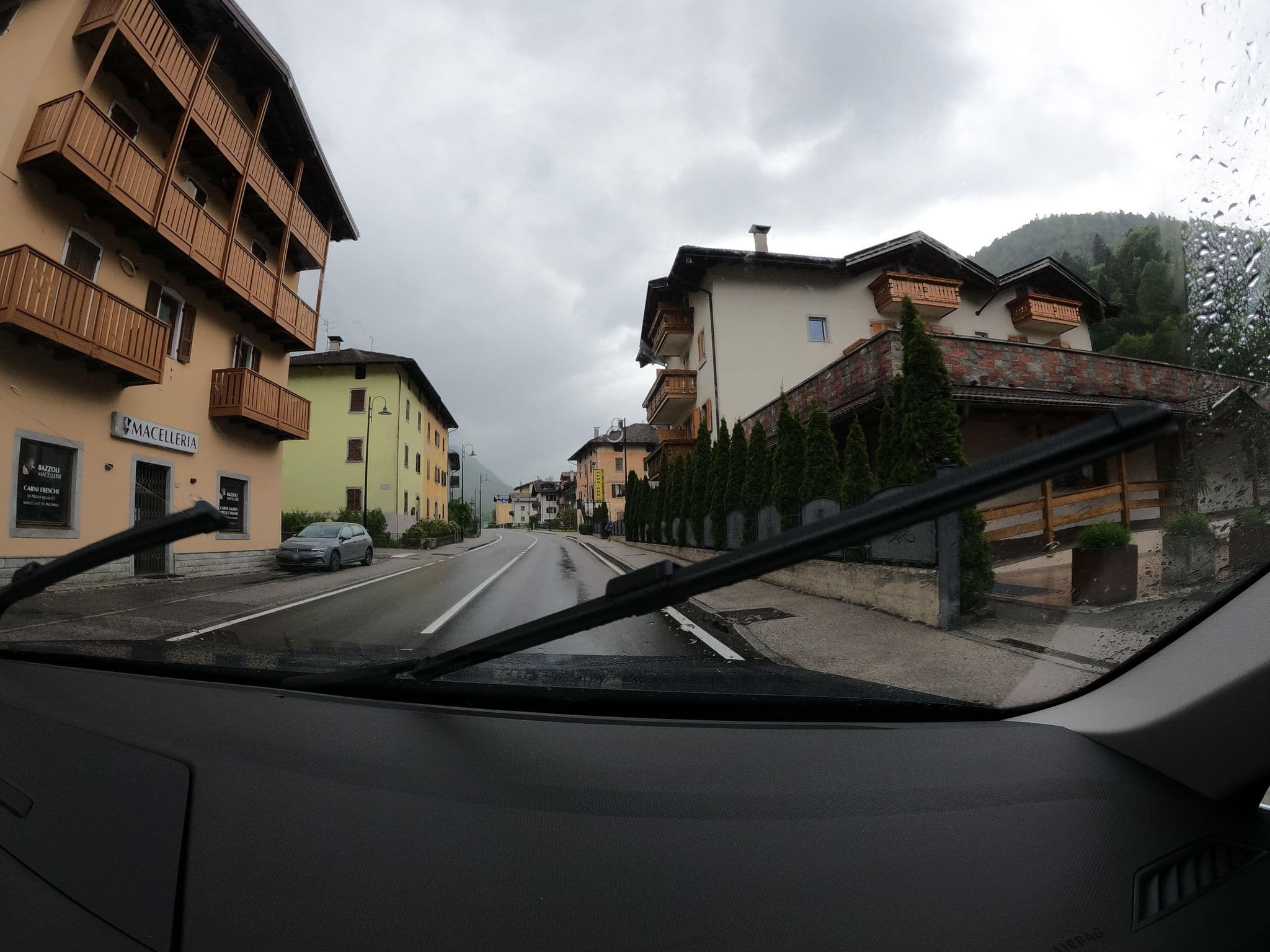 Street view near Albergo Ristorante da Emilio, Roncone — © borovac (CC BY-SA · Mapillary)