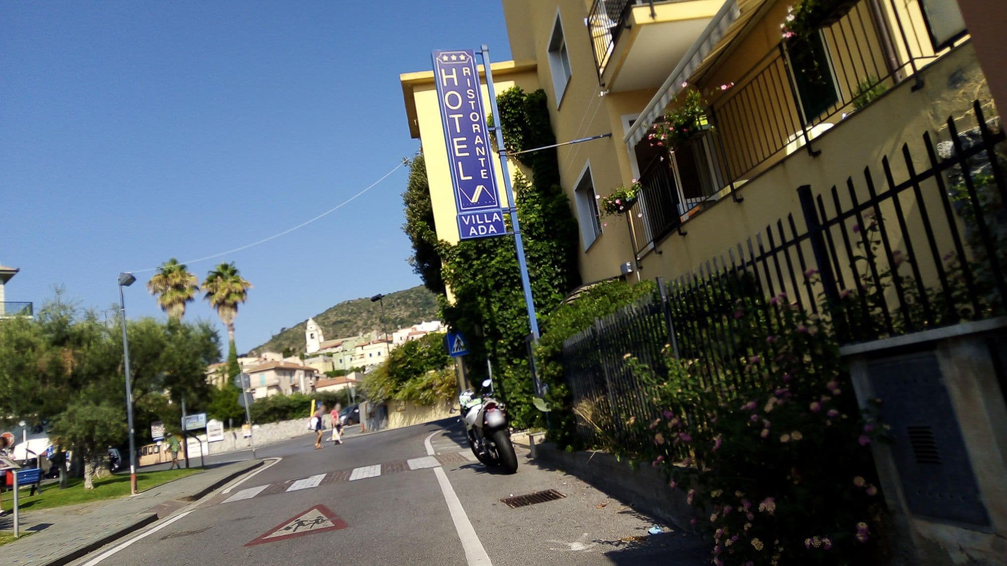 Street view near Villa Ada, Borgio — © mariofiab (CC BY-SA · Mapillary)