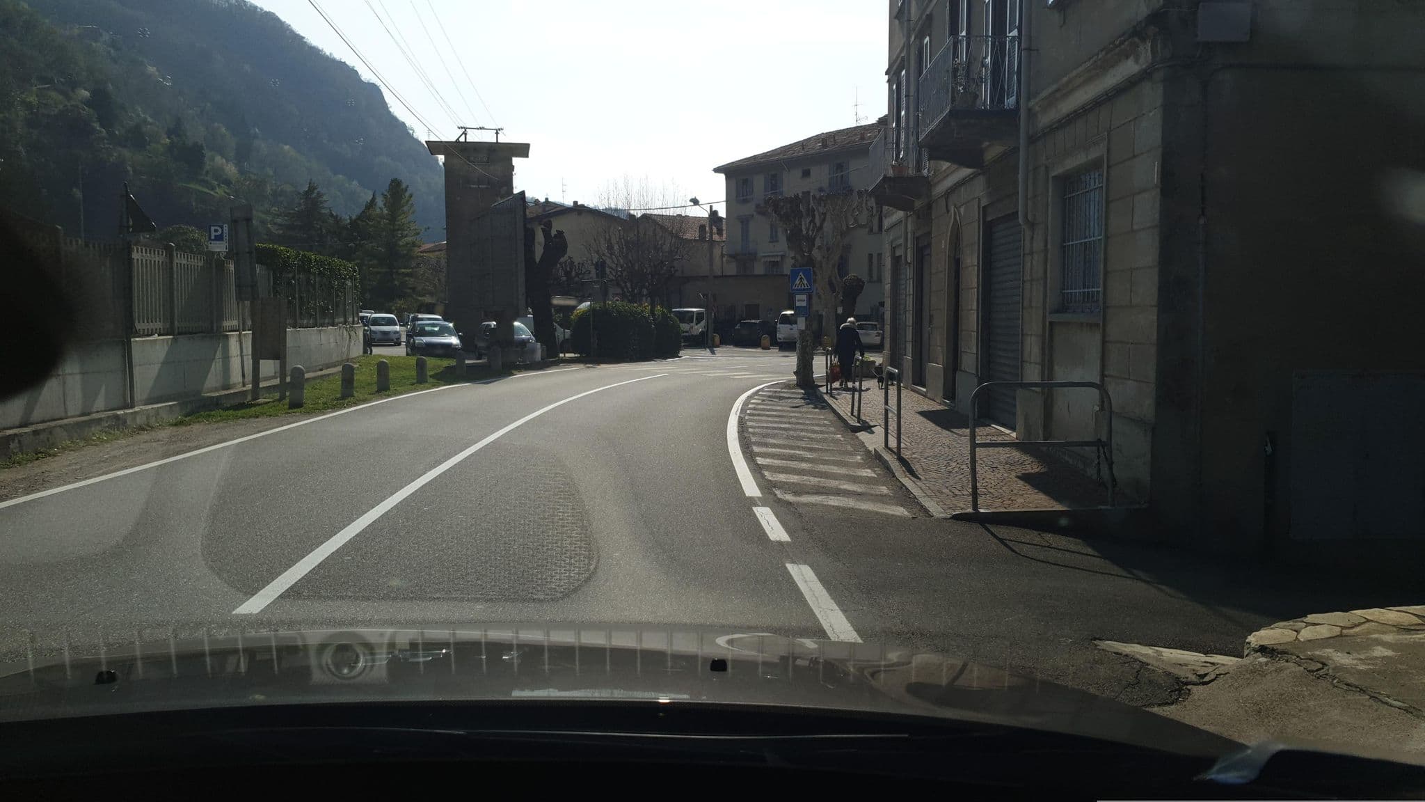 Street view near Albergo del Lago, Bellano — © yannakis (CC BY-SA · Mapillary)