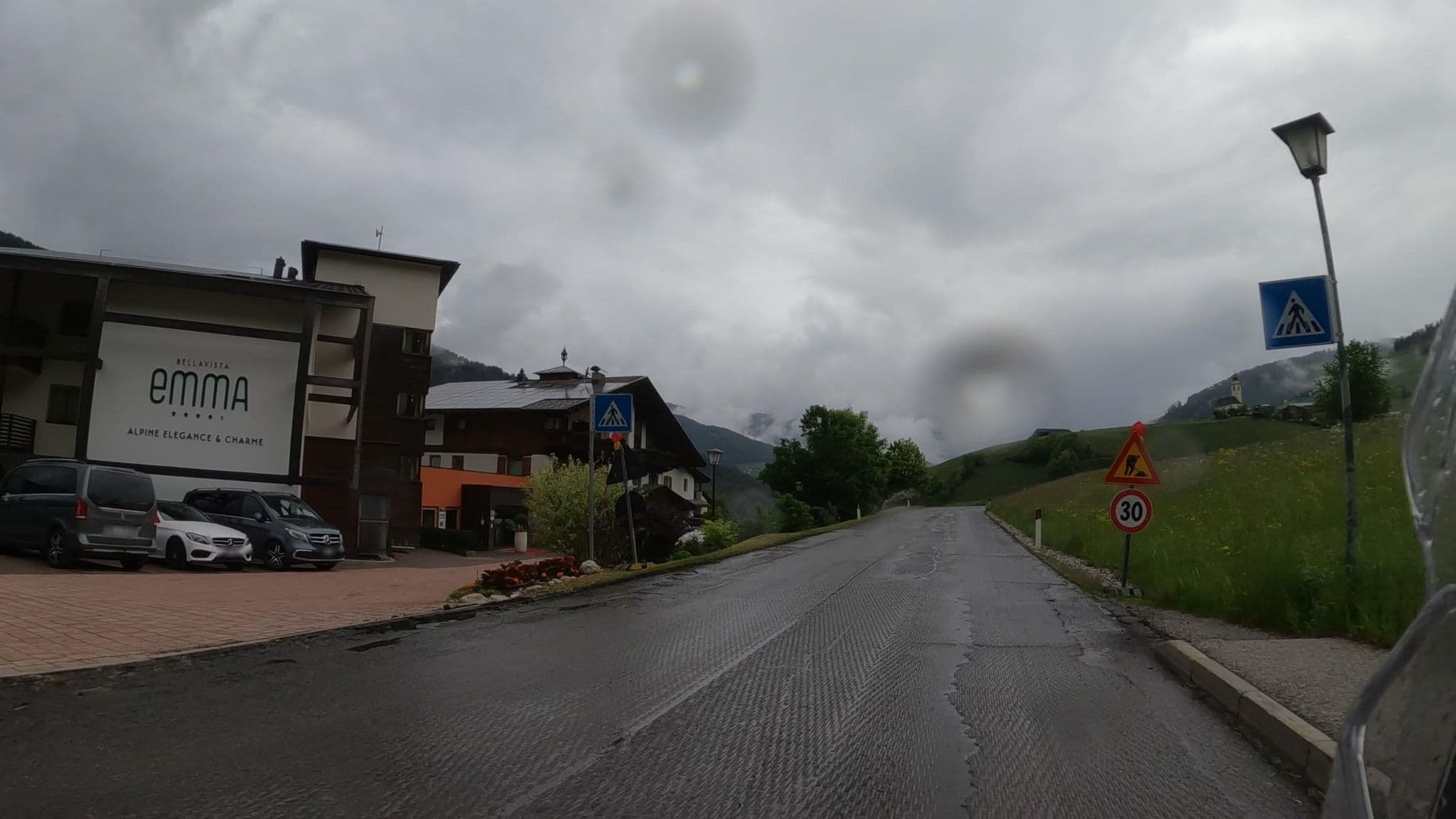 Street view near Bella Vista Hotel Emma, La Valle - Wengen