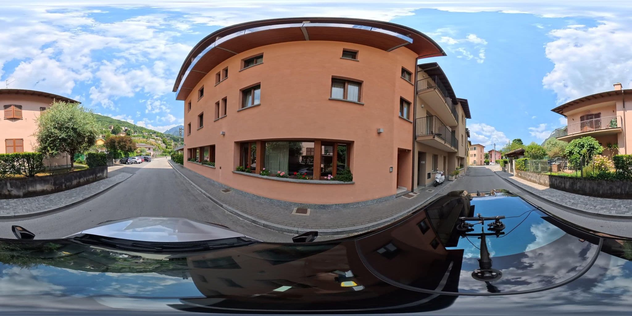 Street view near Hotel ristorante Risorgimento, Porlezza — © Polinomia (CC BY-SA · Mapillary)