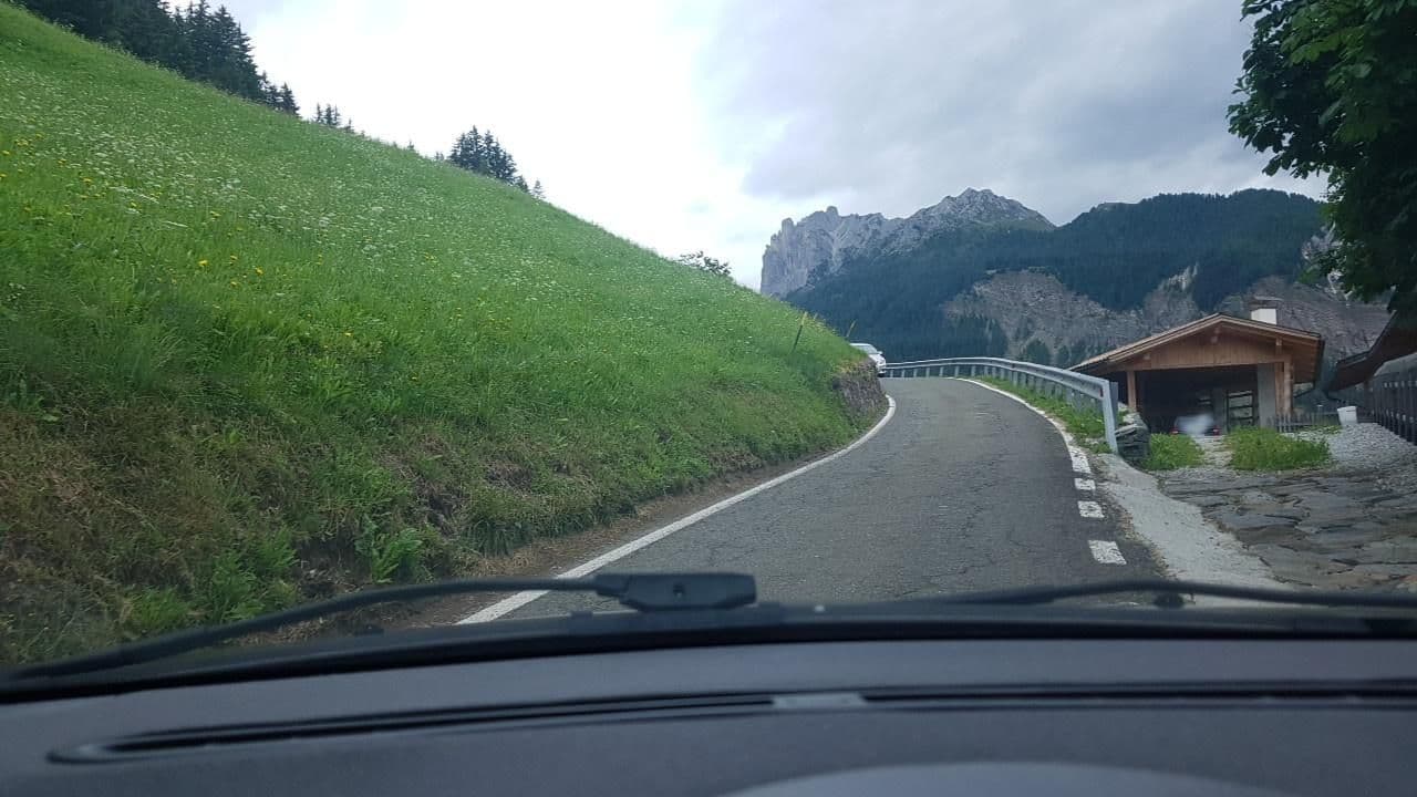 Street view near Putzerhof, Funes - Villnoess — © mik007 (CC BY-SA · Mapillary)