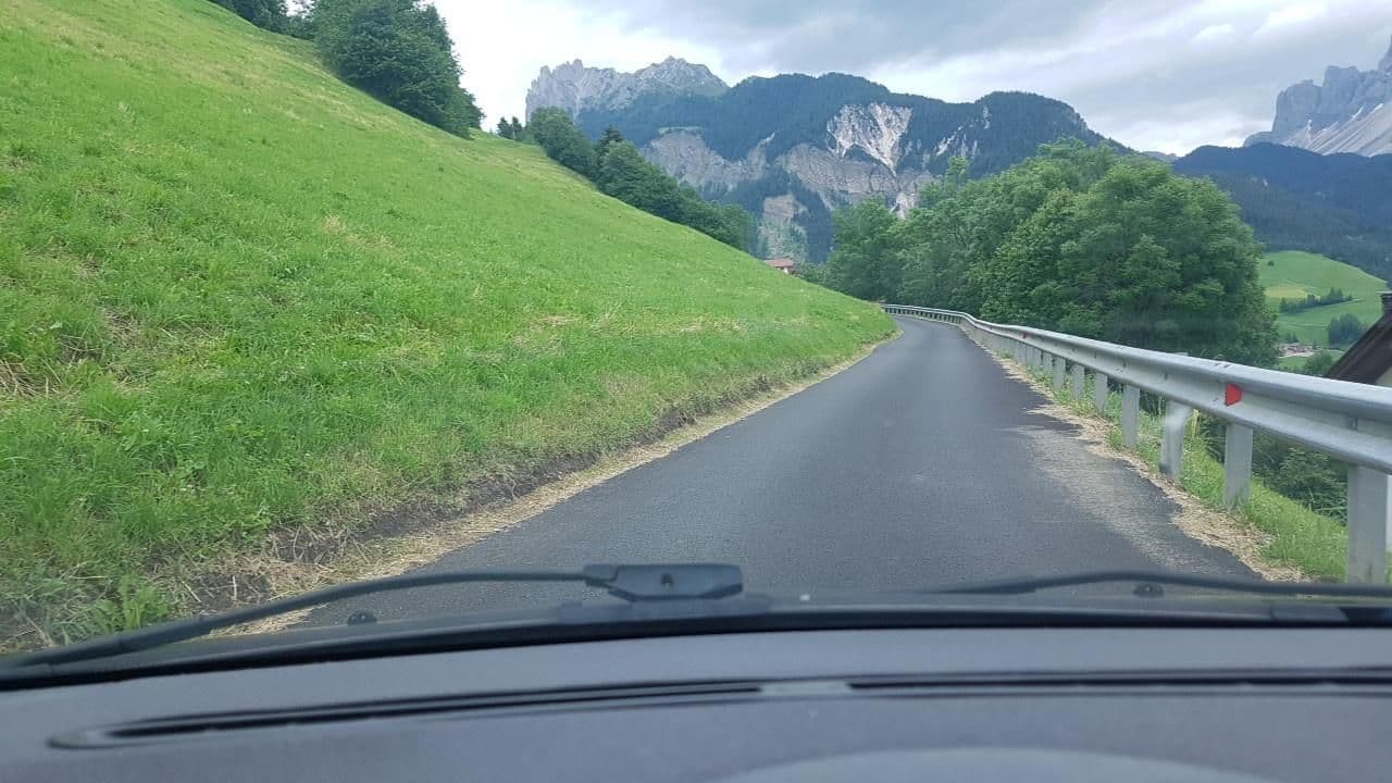 Street view near Heinzlerhof, Funes - Villnoess — © mik007 (CC BY-SA · Mapillary)