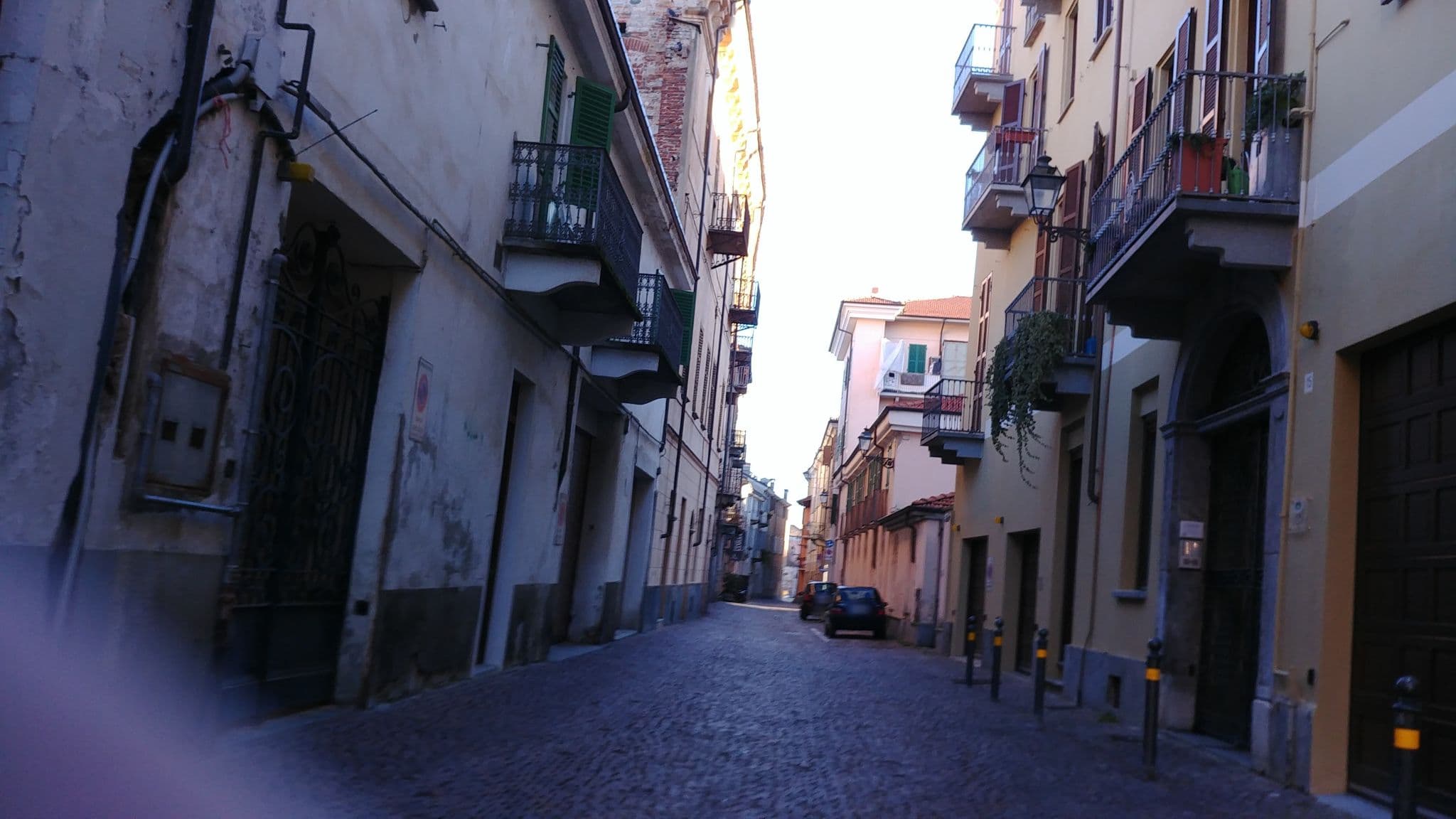 Street view near Contrada dei Giardini, Cuneo — © francians (CC BY-SA · Mapillary)